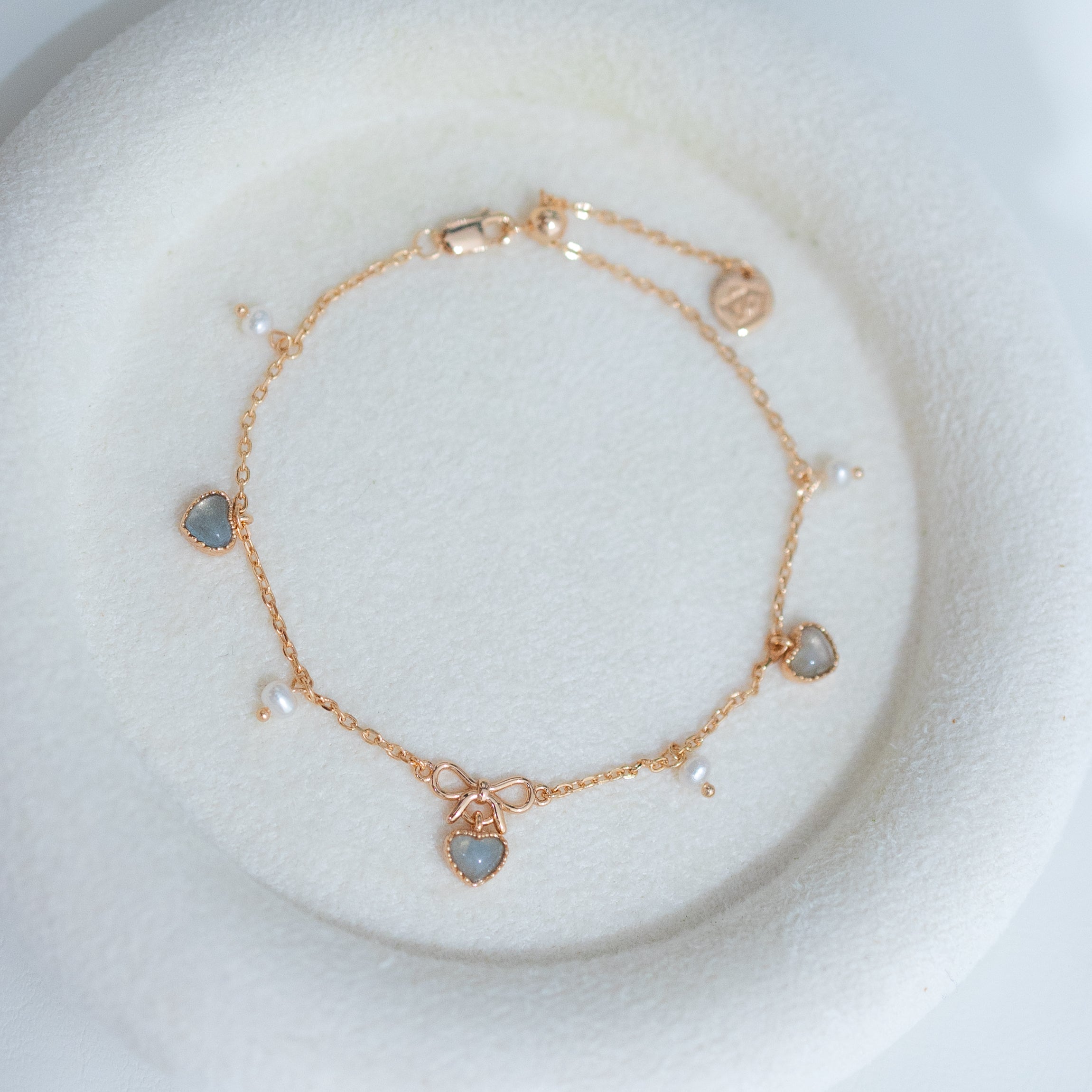 SWEETHEART RIBBON BRACELET - AQUAMARINE