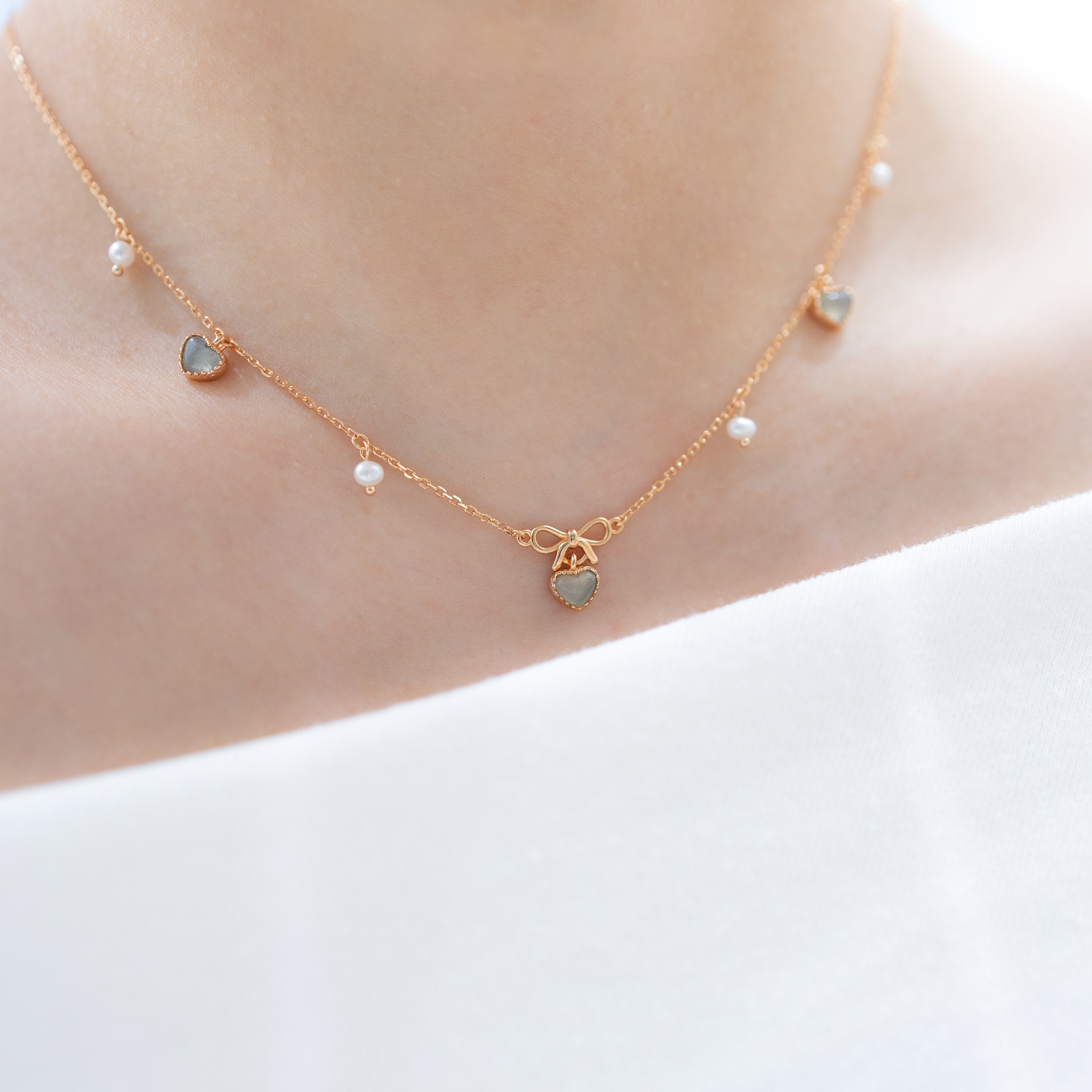 SWEETHEART RIBBON NECKLACE - AQUAMARINE