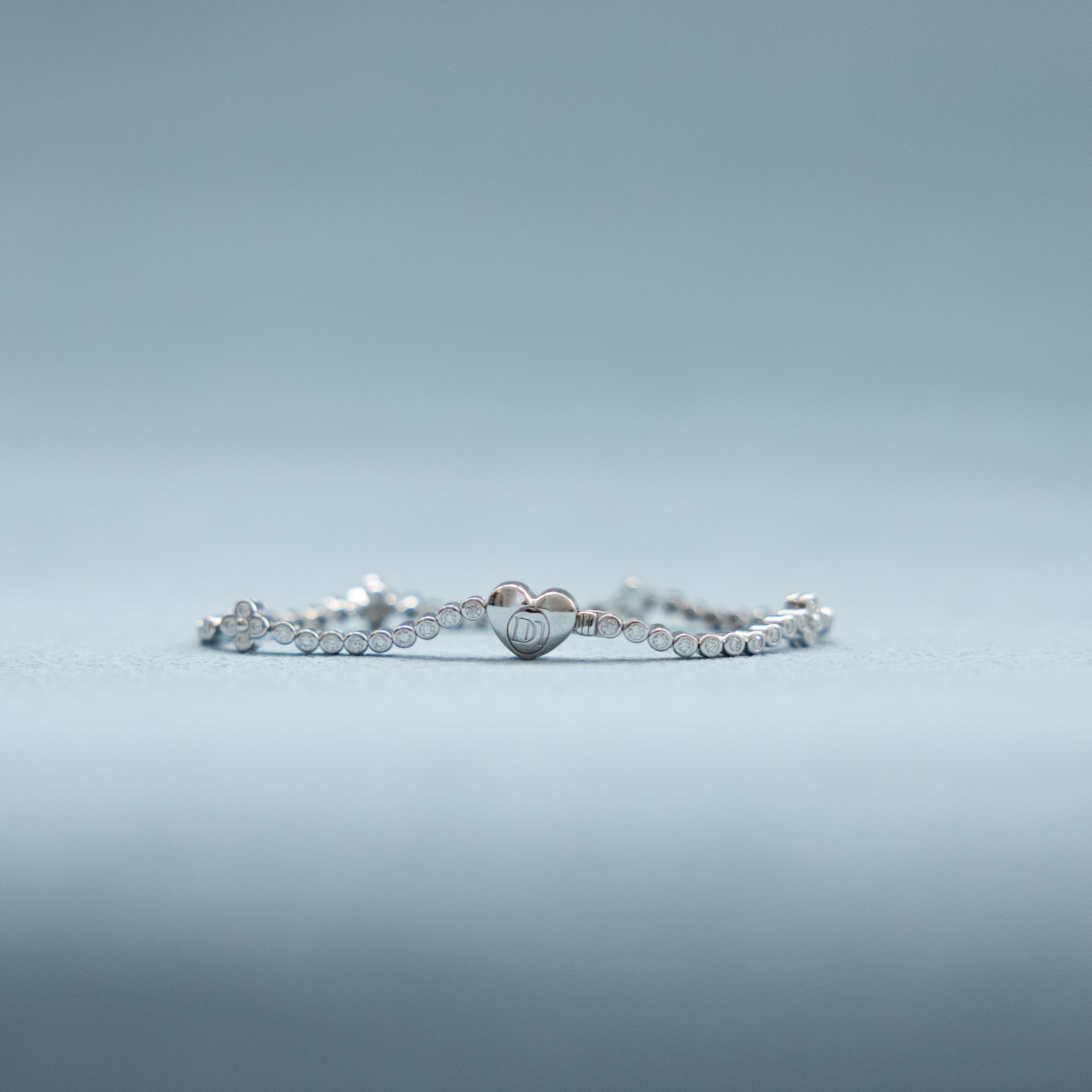 (PRE-ORDER) send out on 10th May | CLOVER LOVE SILVER TENNIS BRACELET