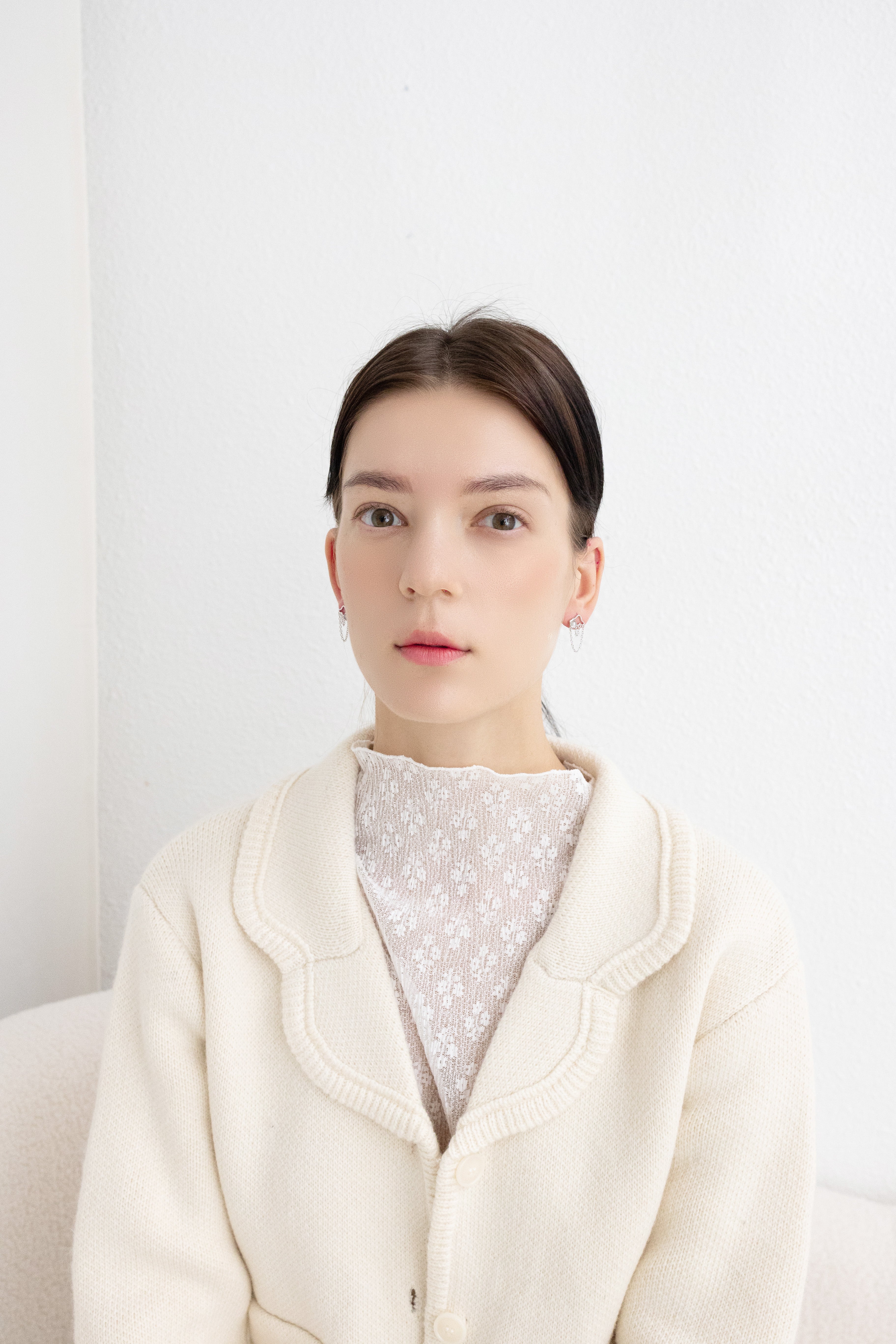 HOLLOW CLOUD SILVER EARRINGS - MOONSTONE