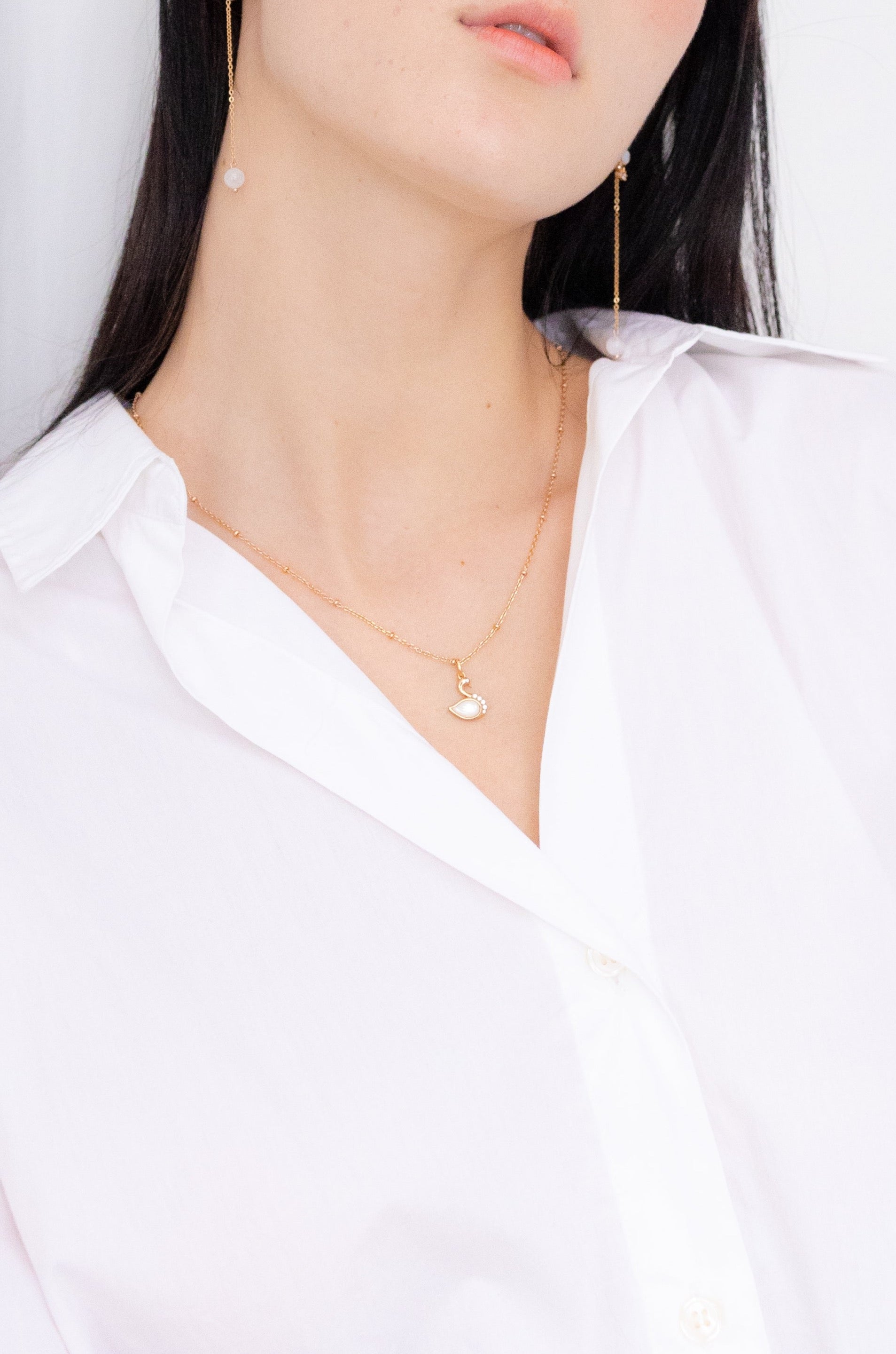 SWAN LOVE NECKLACE