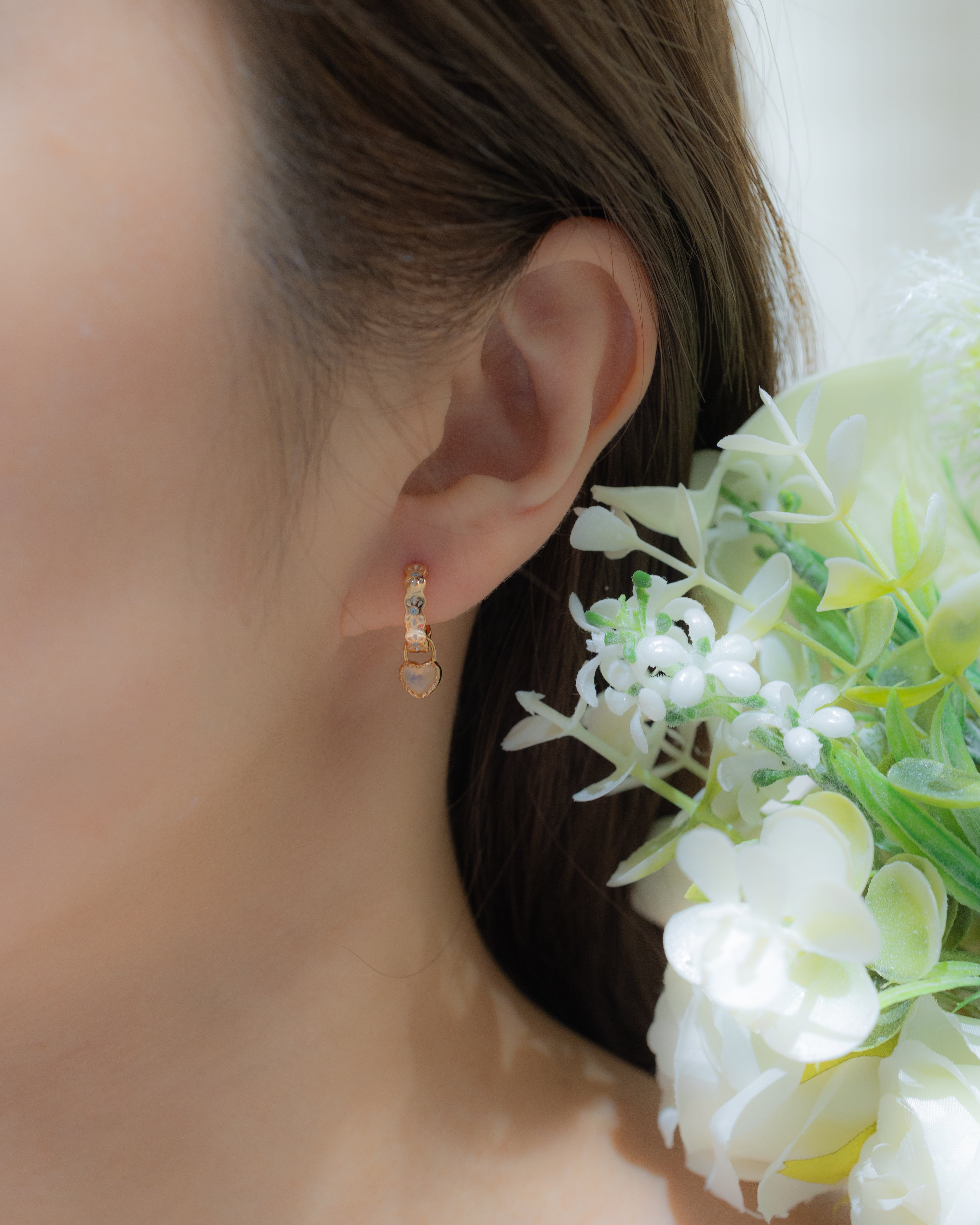 THE SCALLOP HOOPS WITH MINI LOVE LOCK EARRINGS - MOONSTONE