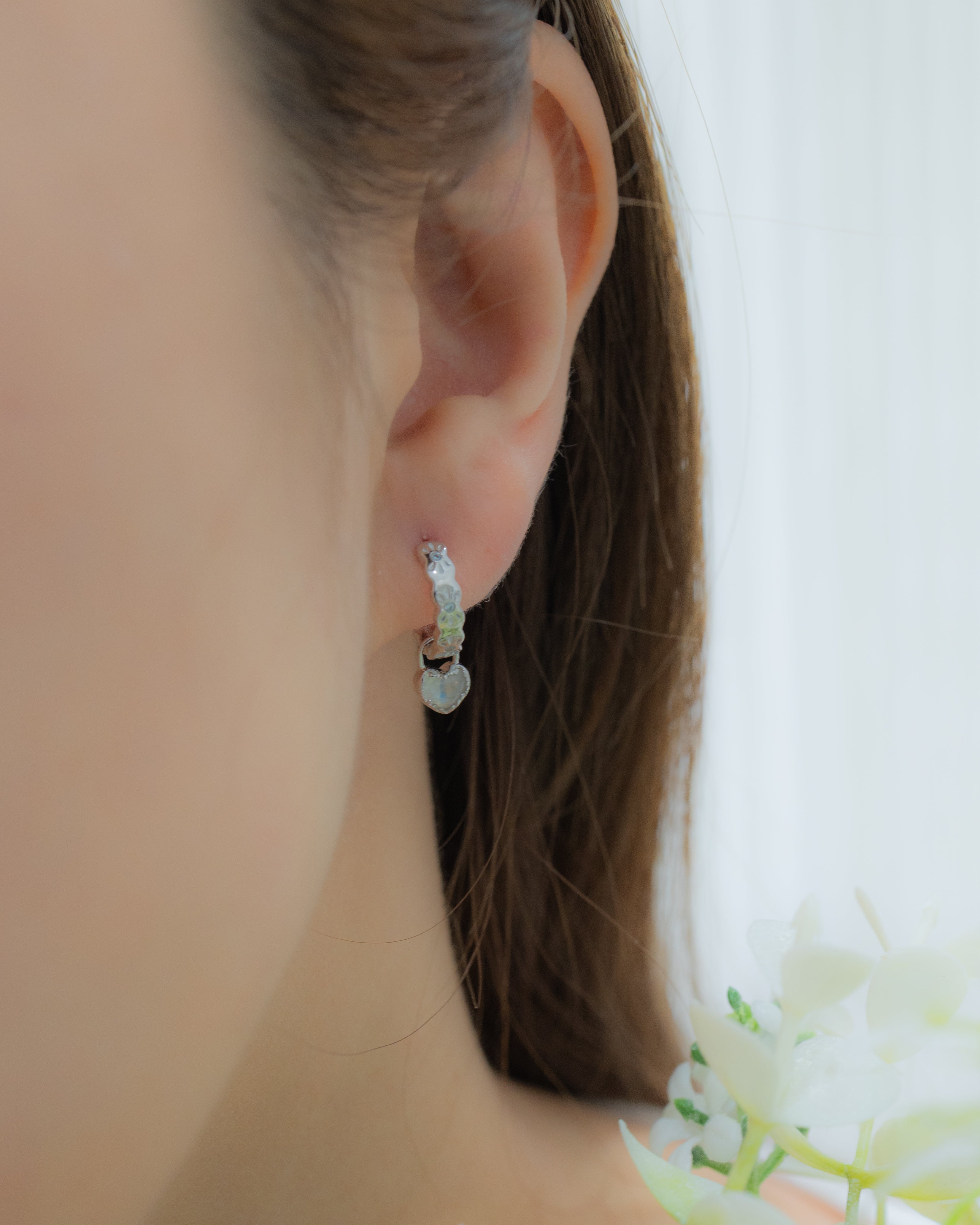 THE SCALLOP HOOPS WITH MINI LOVE LOCK SILVER EARRINGS - MOONSTONE