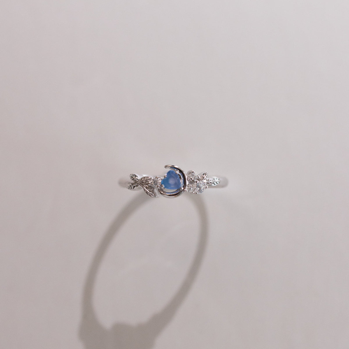 HONEY MOON HEART SILVER RING - TANZANITE