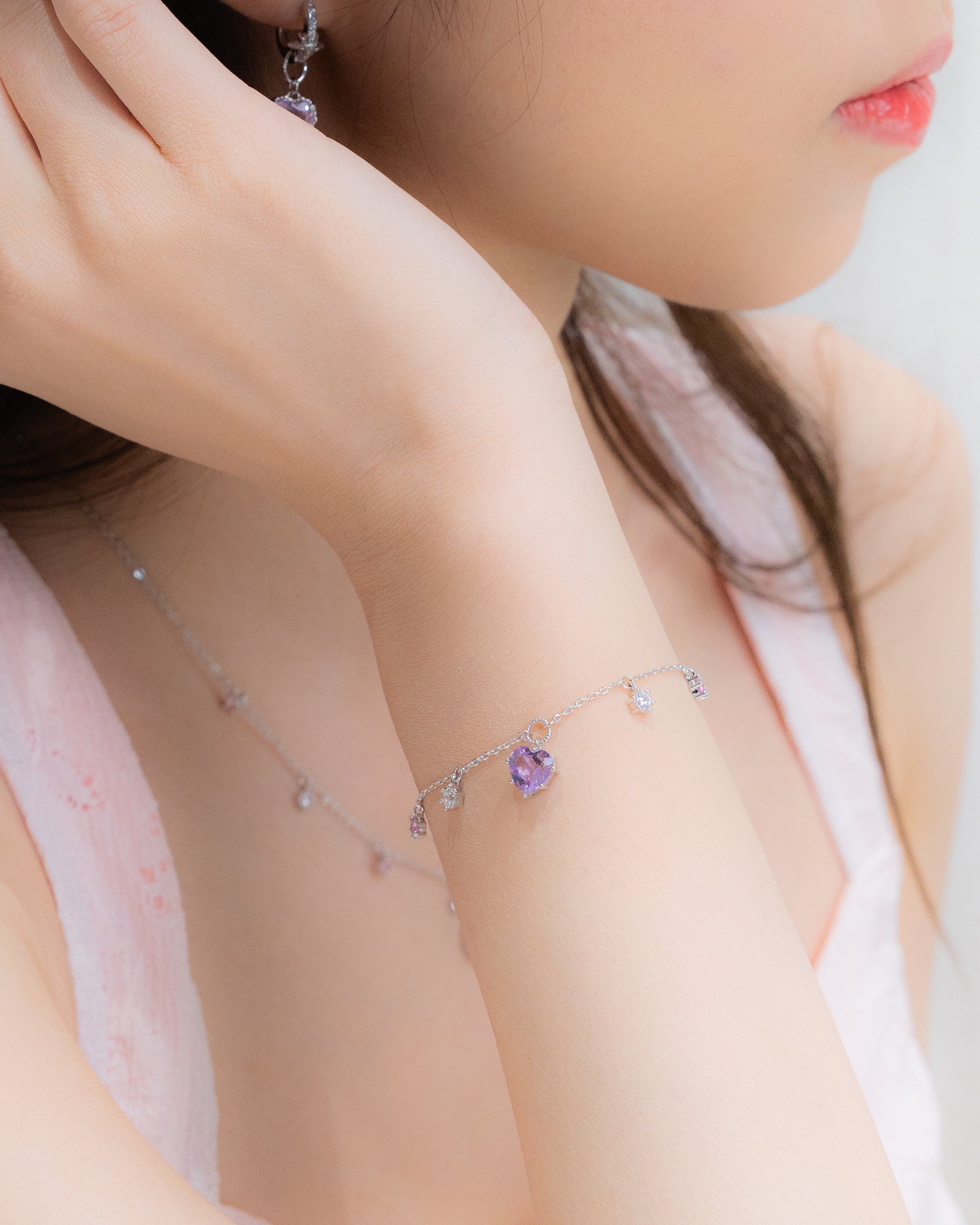 CHARMING WONDERS SILVER BRACELET - LAVENDER AMETHYST