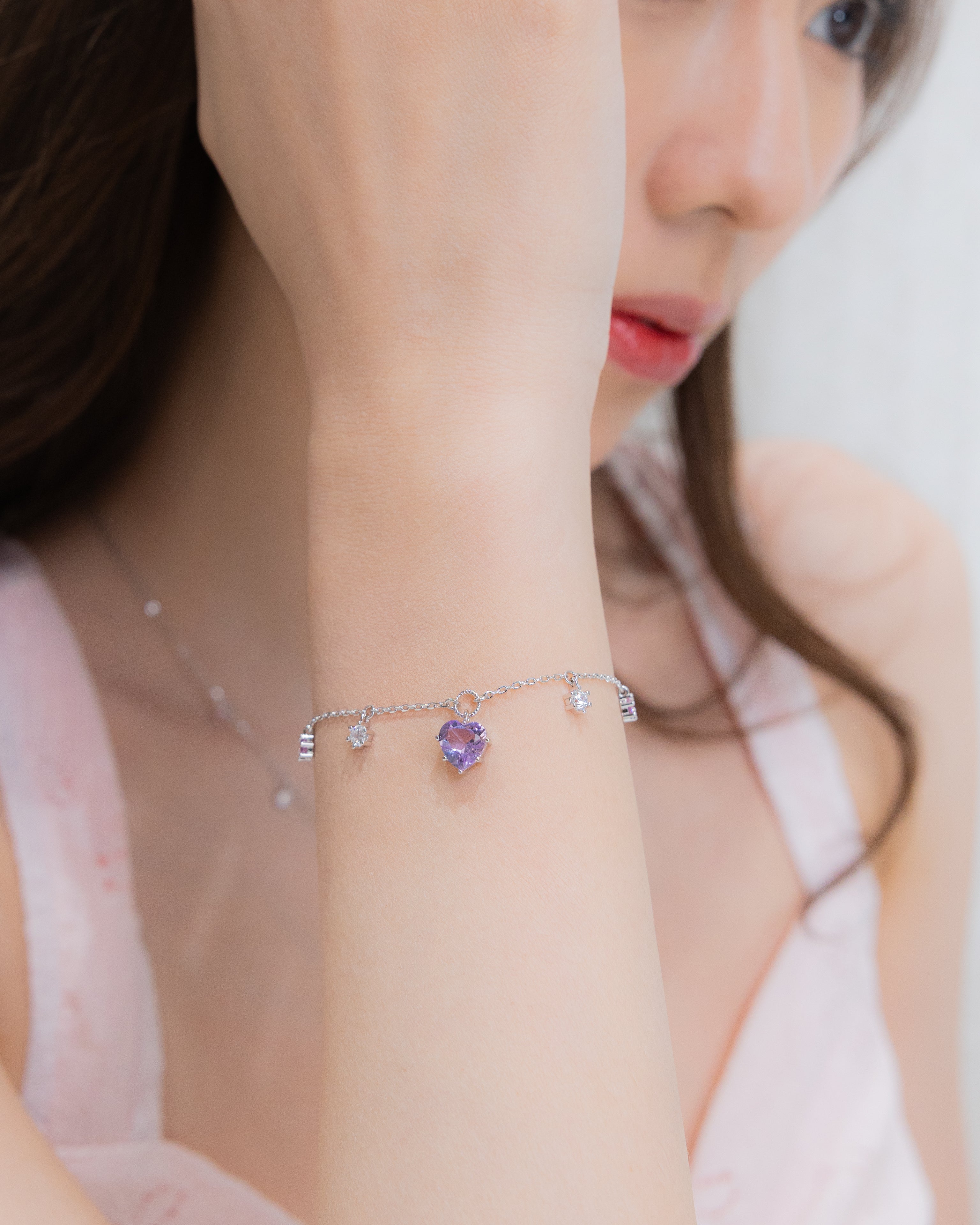 CHARMING WONDERS SILVER BRACELET - LAVENDER AMETHYST
