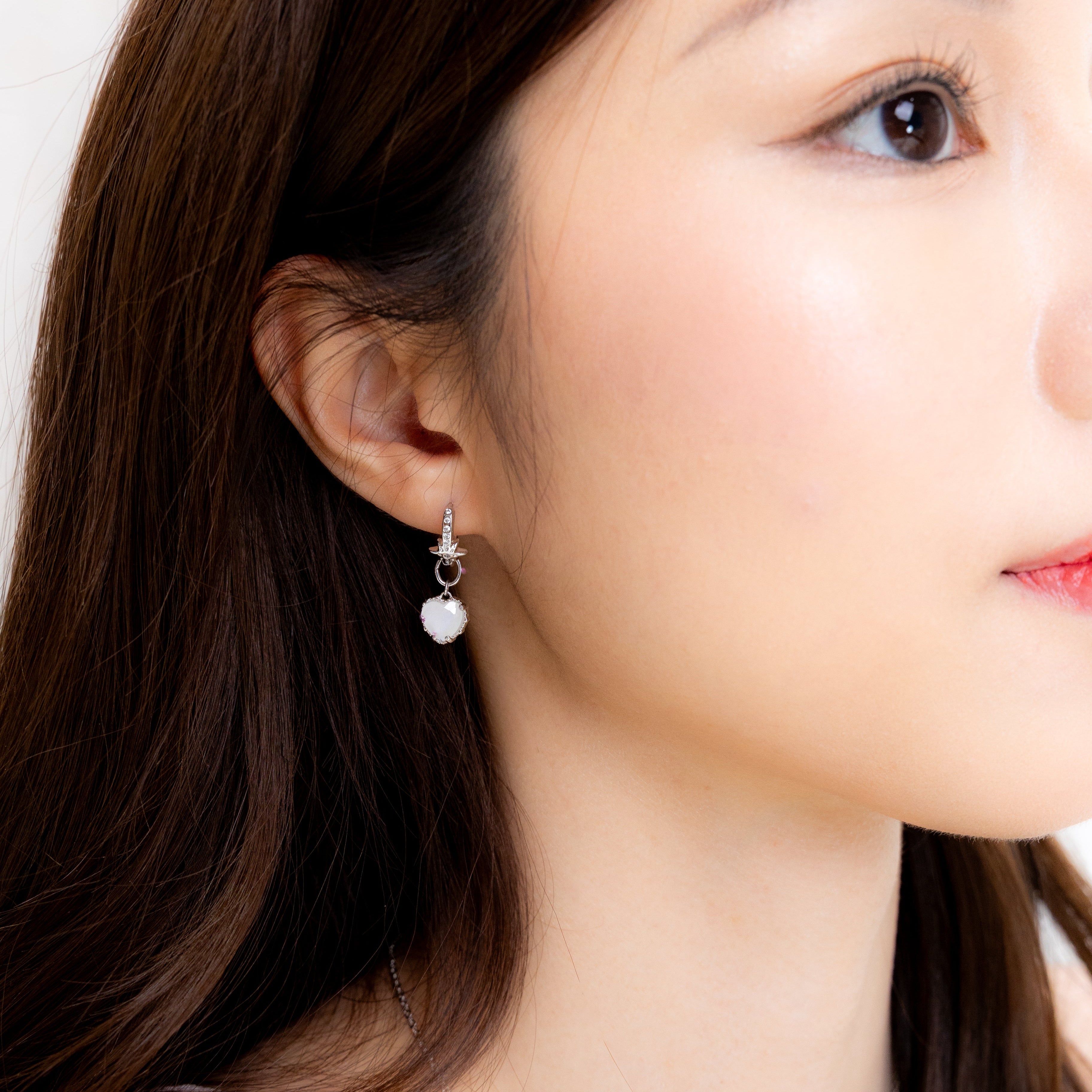 PINKY TWINKLE SILVER EARRINGS - MOONSTONE