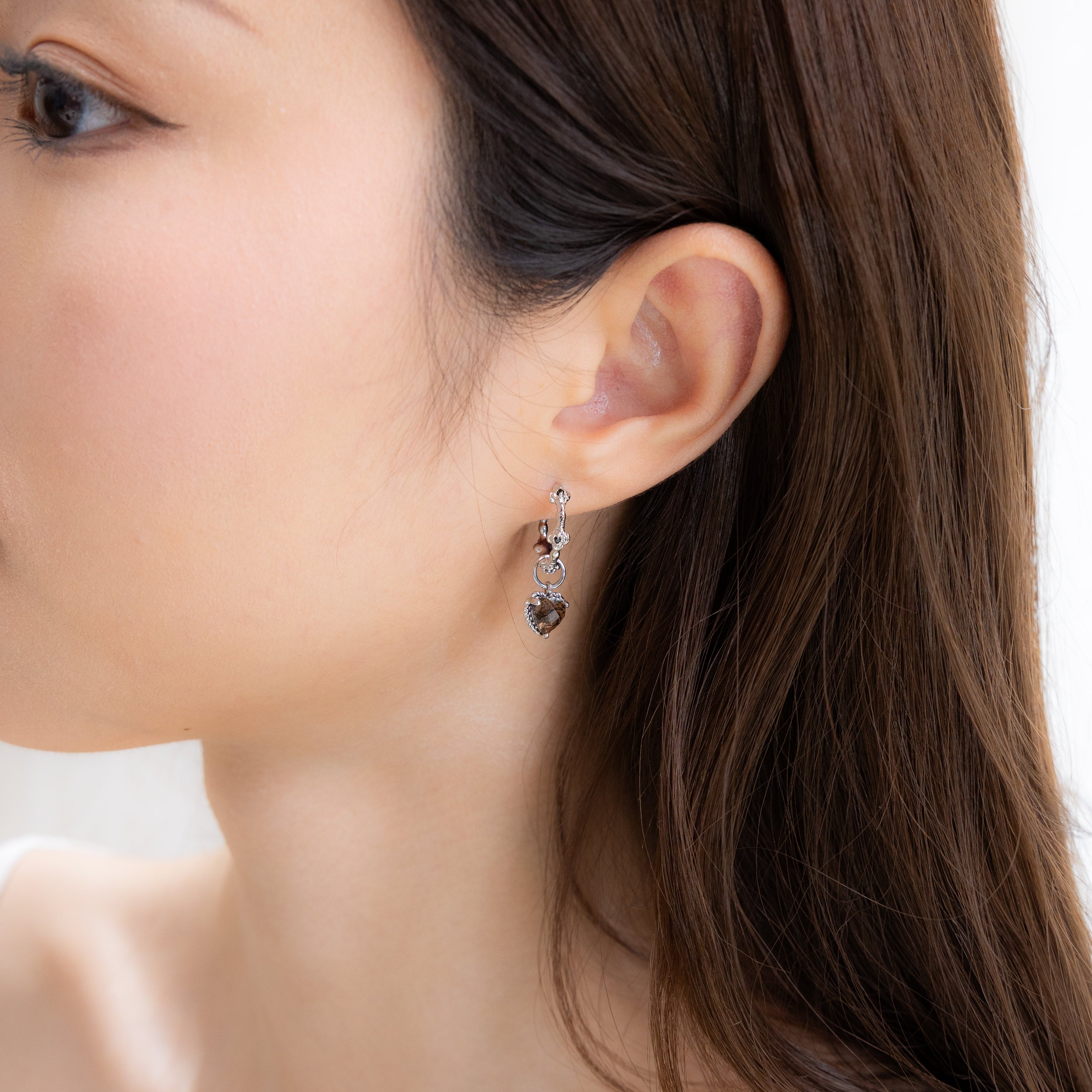 HEARTBEAT ROSE SILVER EAR HOOP - SMOKY QUARTZ