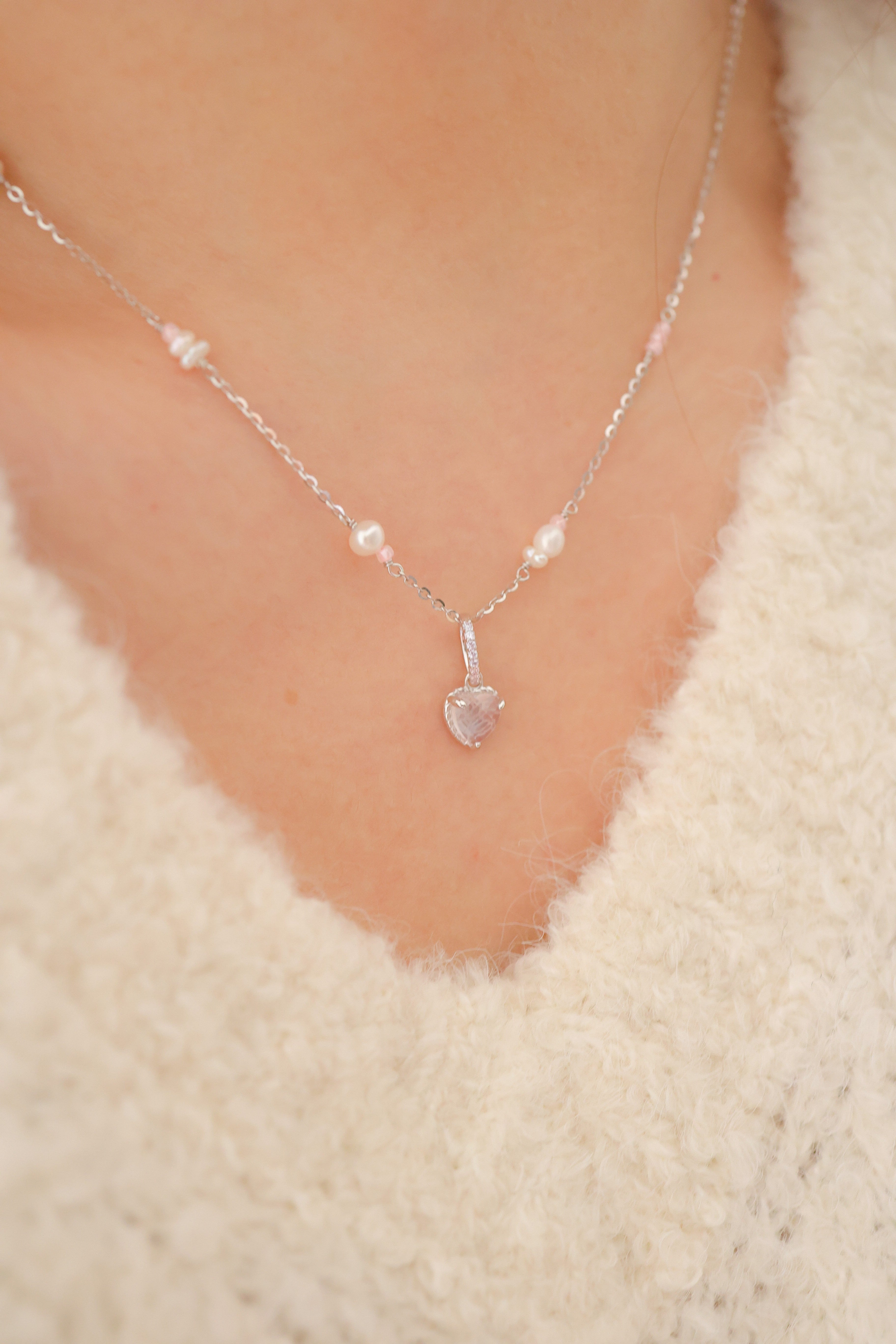 HEARTBEAT BUBBLE SILVER NECKLACE - ROSE QUARTZ