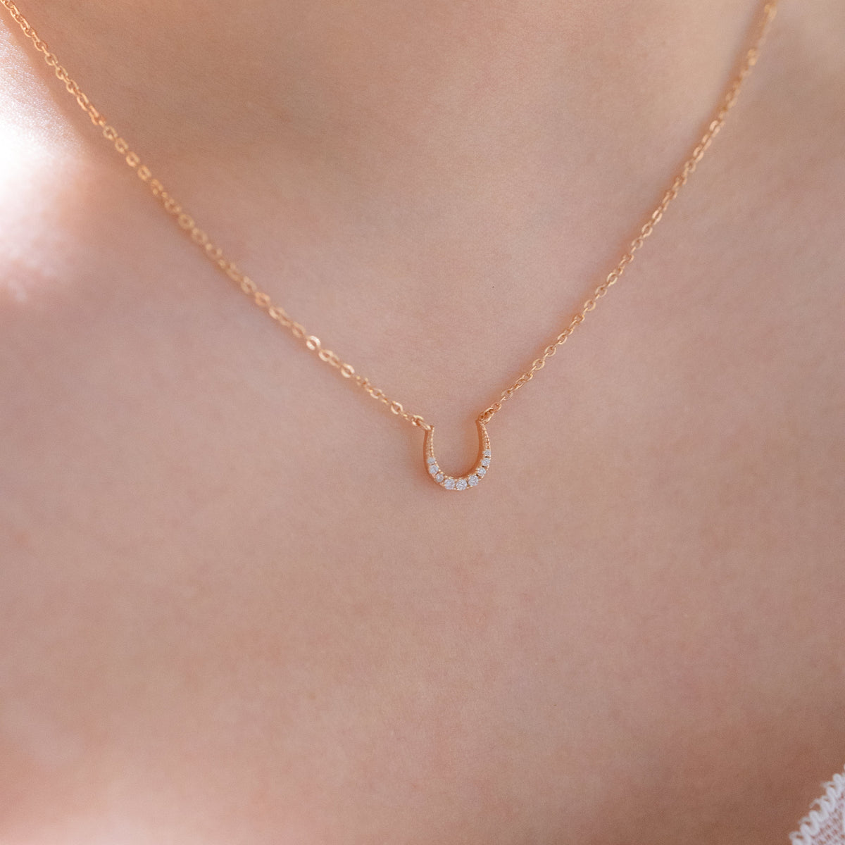 LUCKY MOON NECKLACE