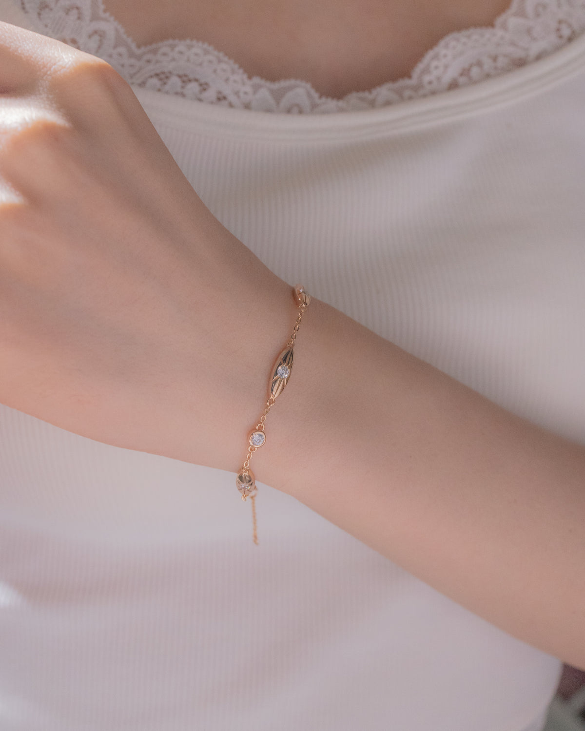 STARRY EYE CHAIN BRACELET