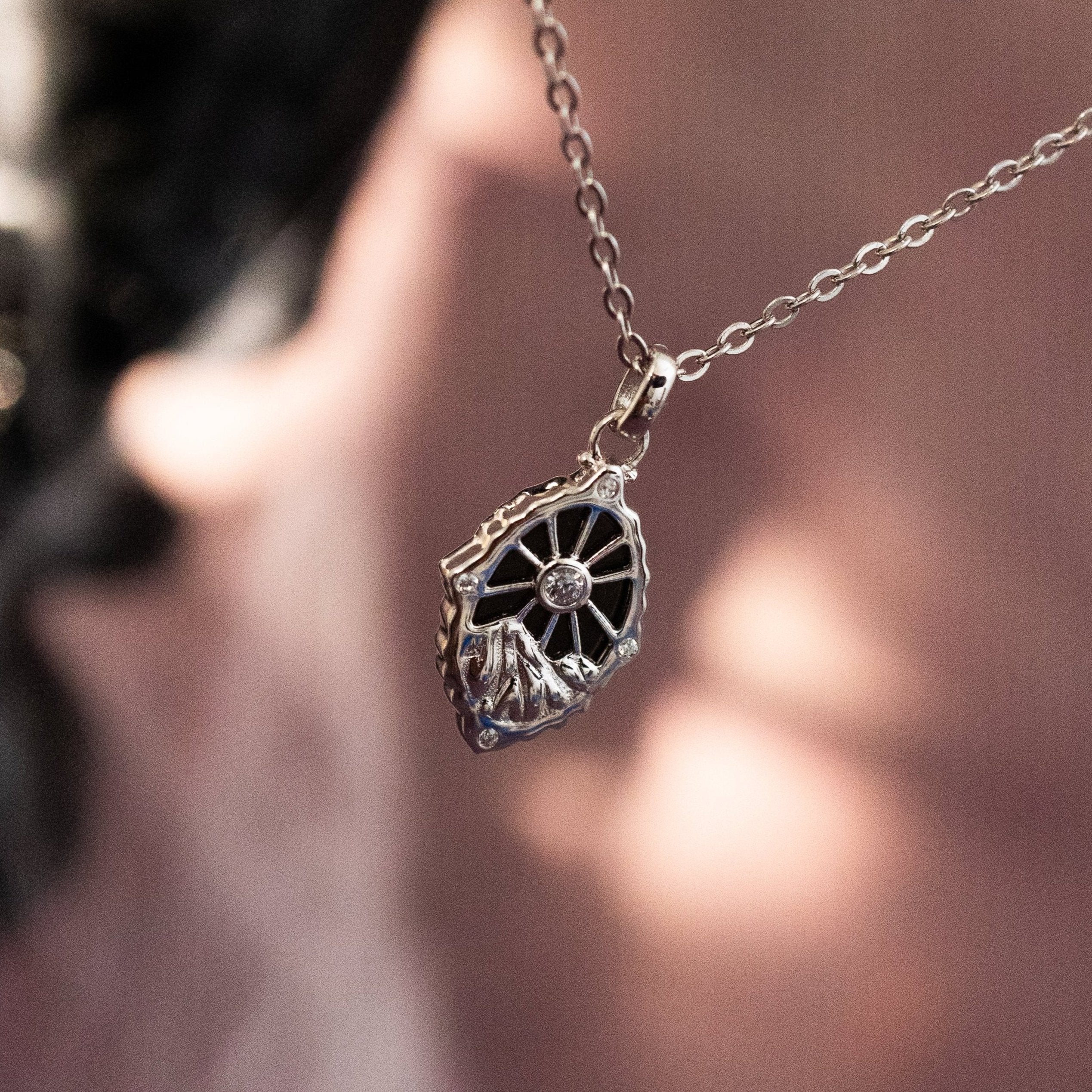 MIDNIGHT GUARDIAN SILVER NECKLACE - OBSIDIAN