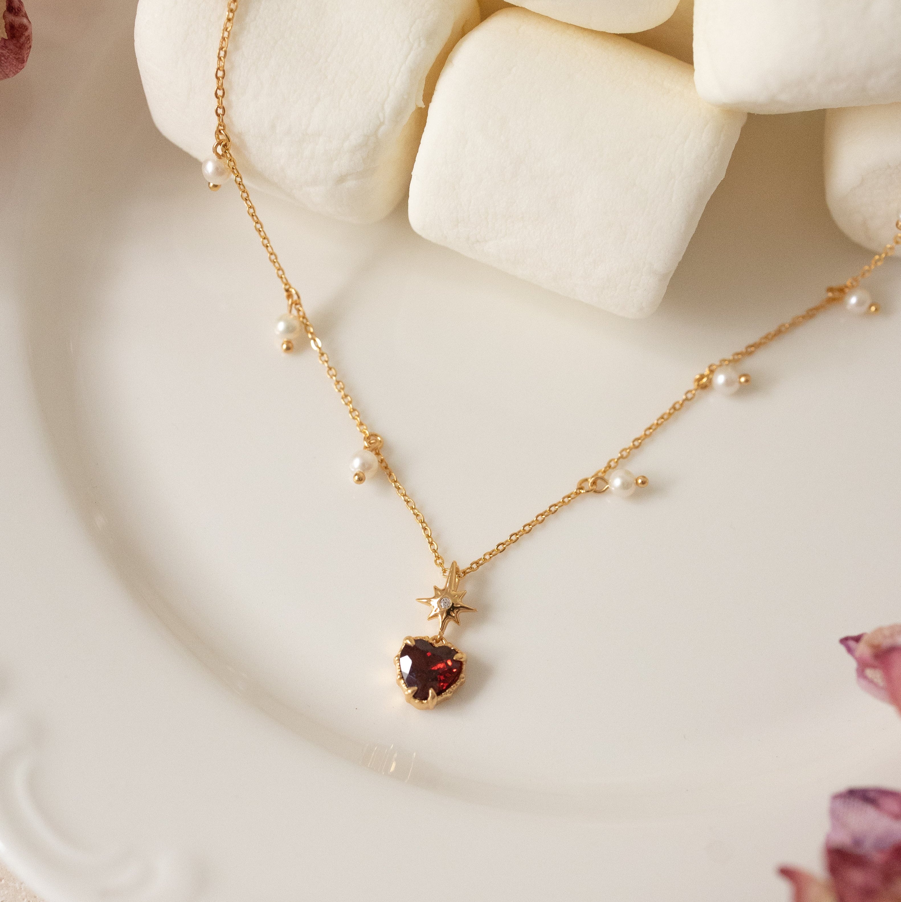 (LIMITED STOCK) LOVER TWINKLE NECKLACE - GARNET