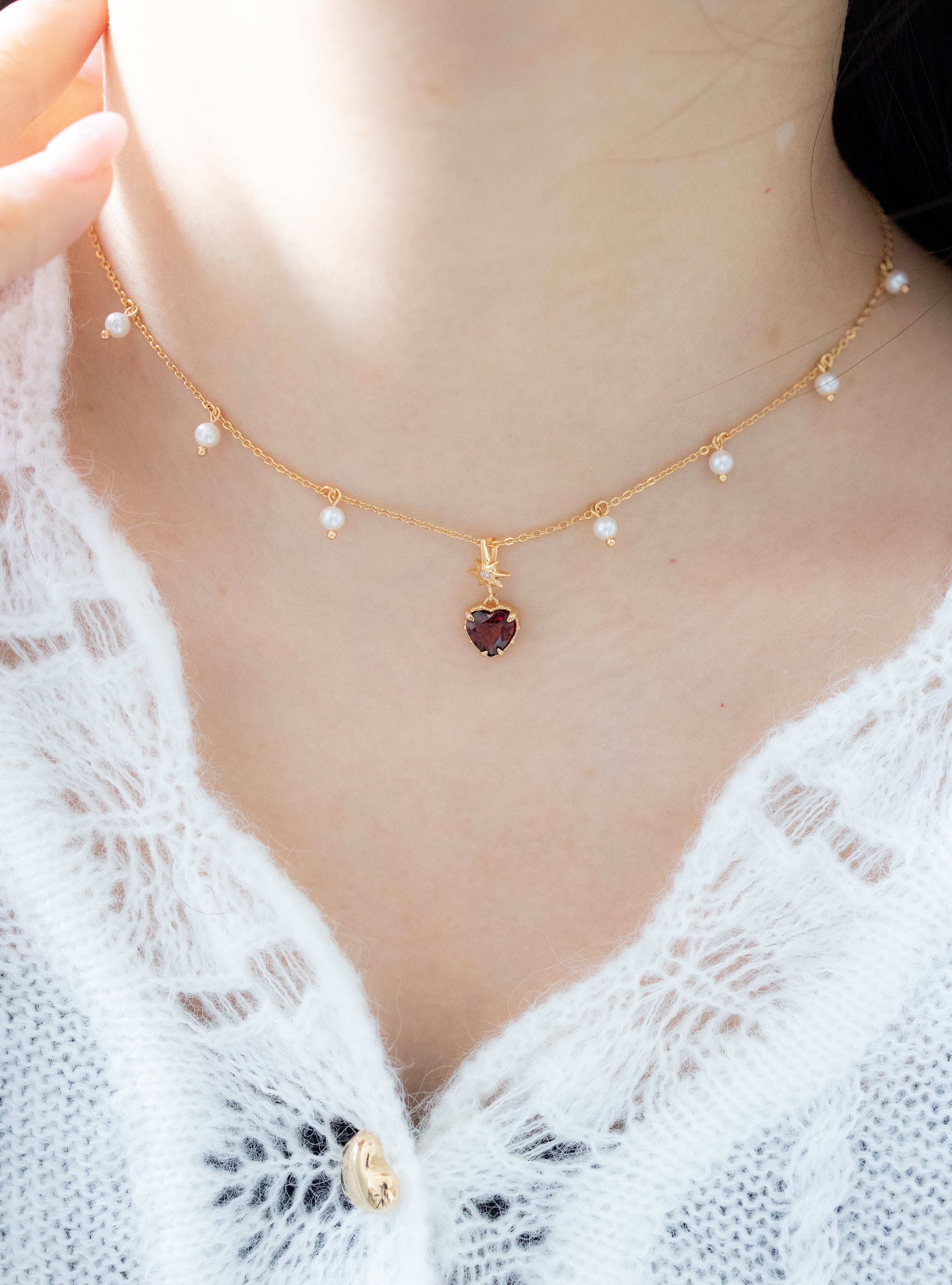 (LIMITED STOCK) LOVER TWINKLE NECKLACE - GARNET