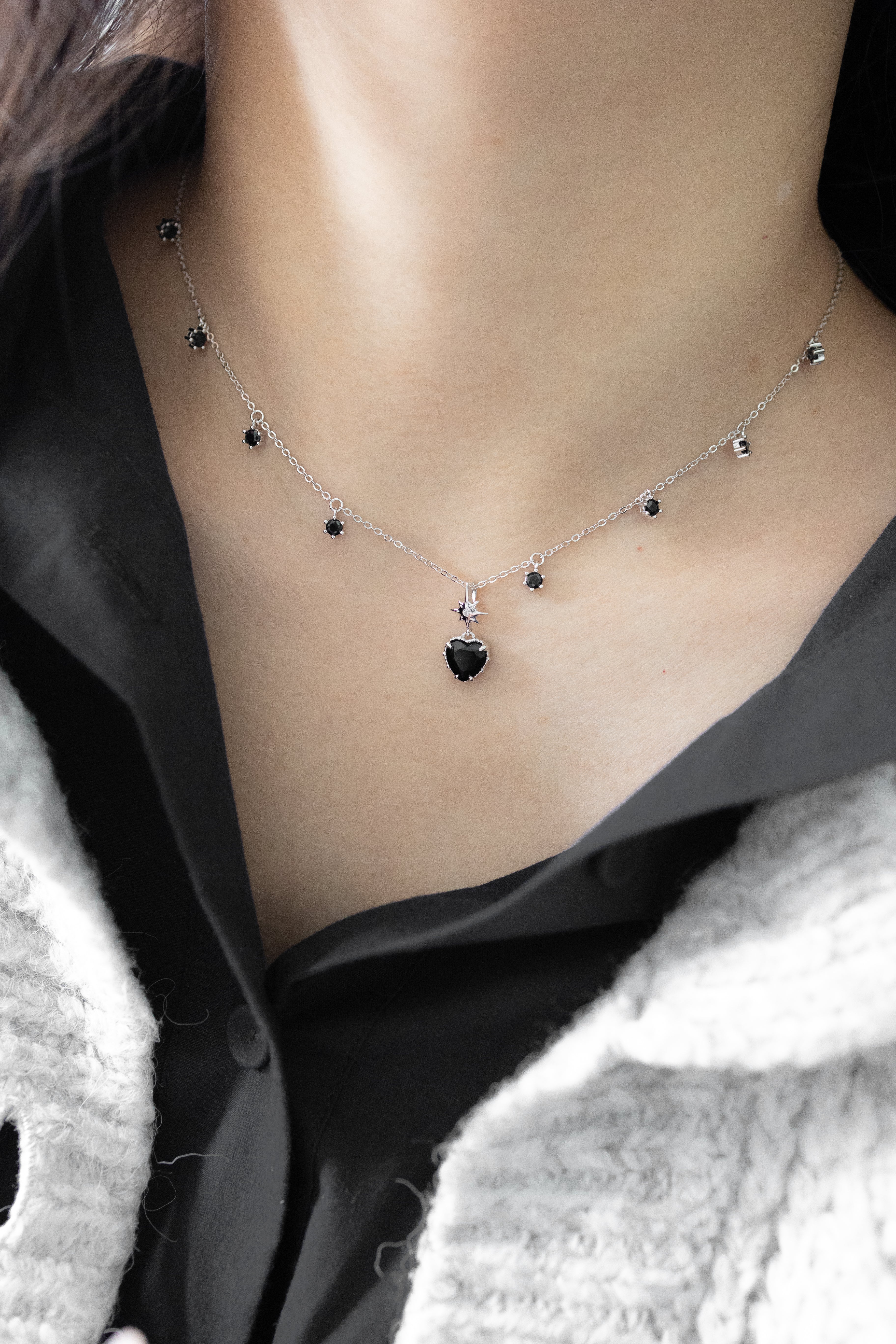 POSH TWINKLE SILVER NECKLACE - OBSIDIAN