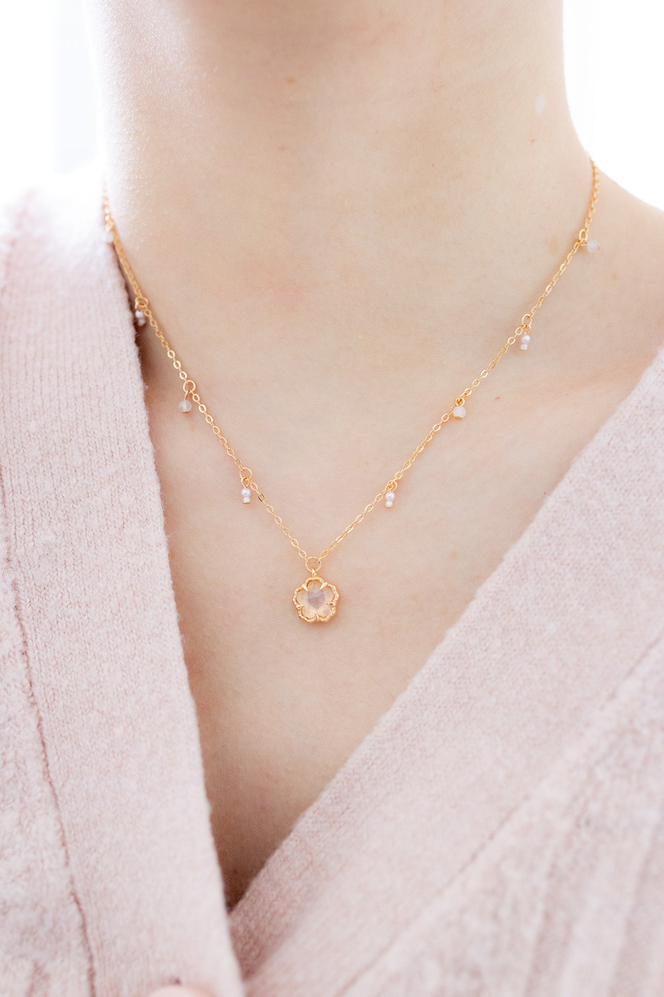 SAKURA BLOSSOM NECKLACE - ROSE QAURTZ