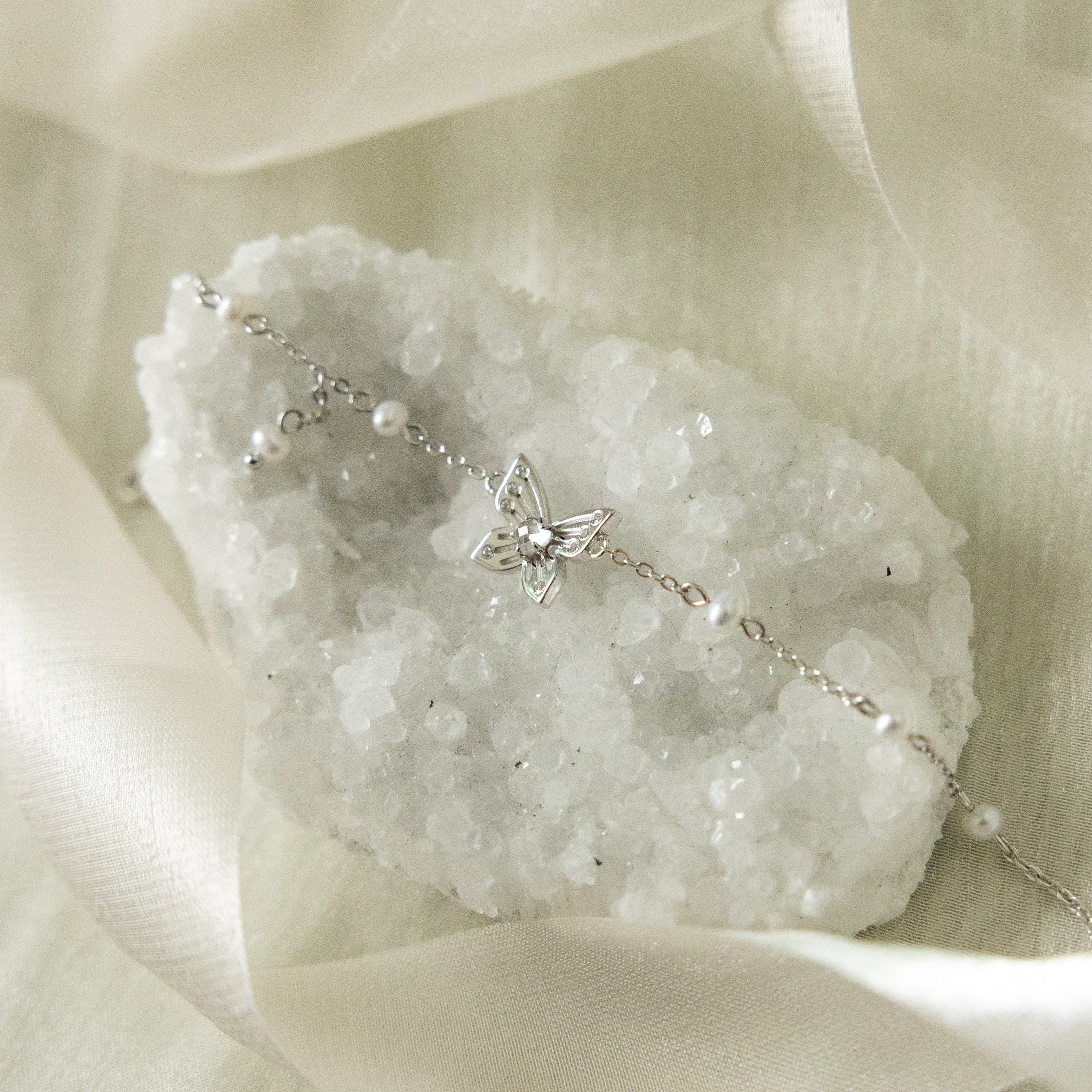 BUTTERFLY GARDEN SILVER BRACELET
