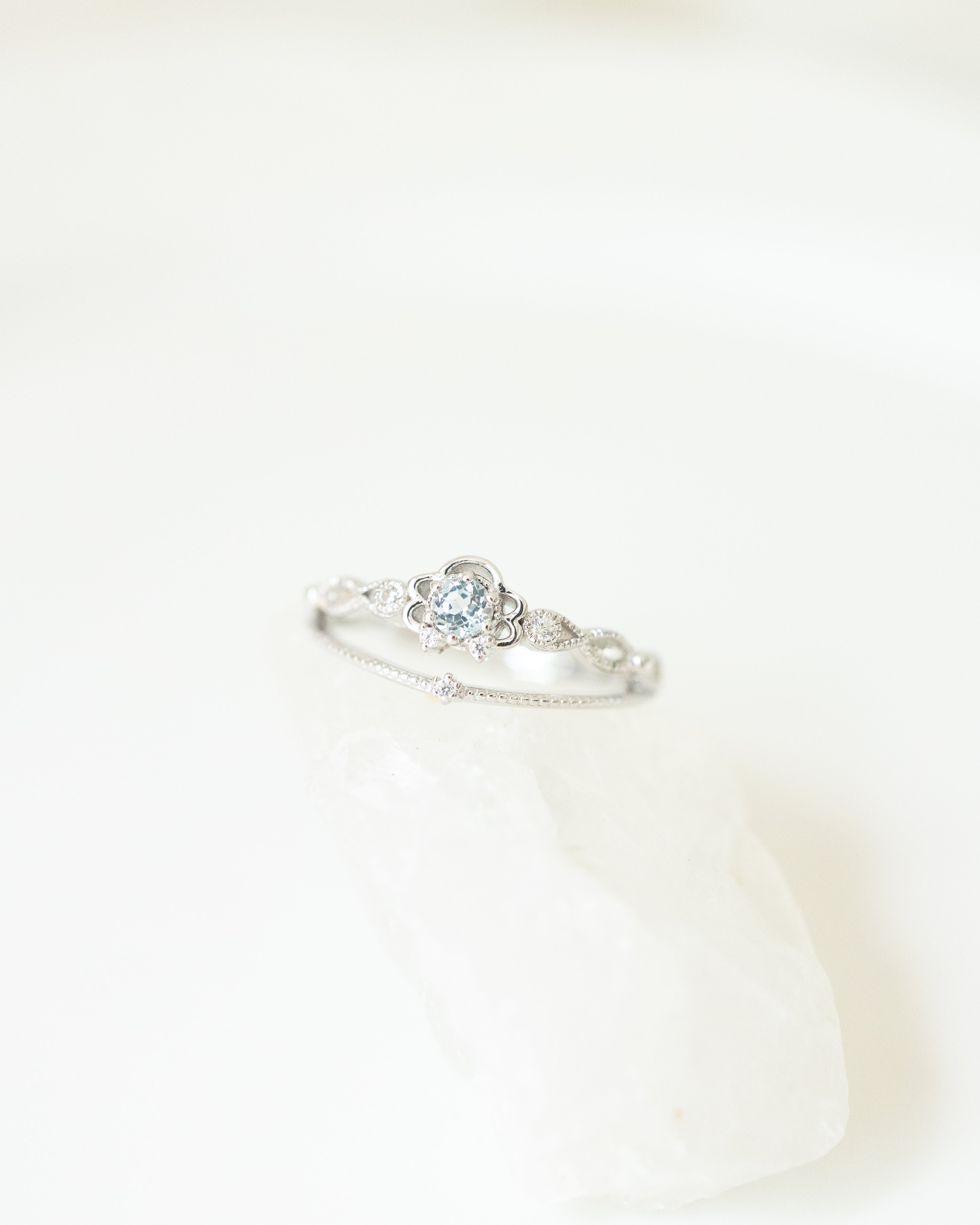 (PRE-ORDER Available on 31th July) JULIET ADJUSTABLE SILVER RING - TOPAZ