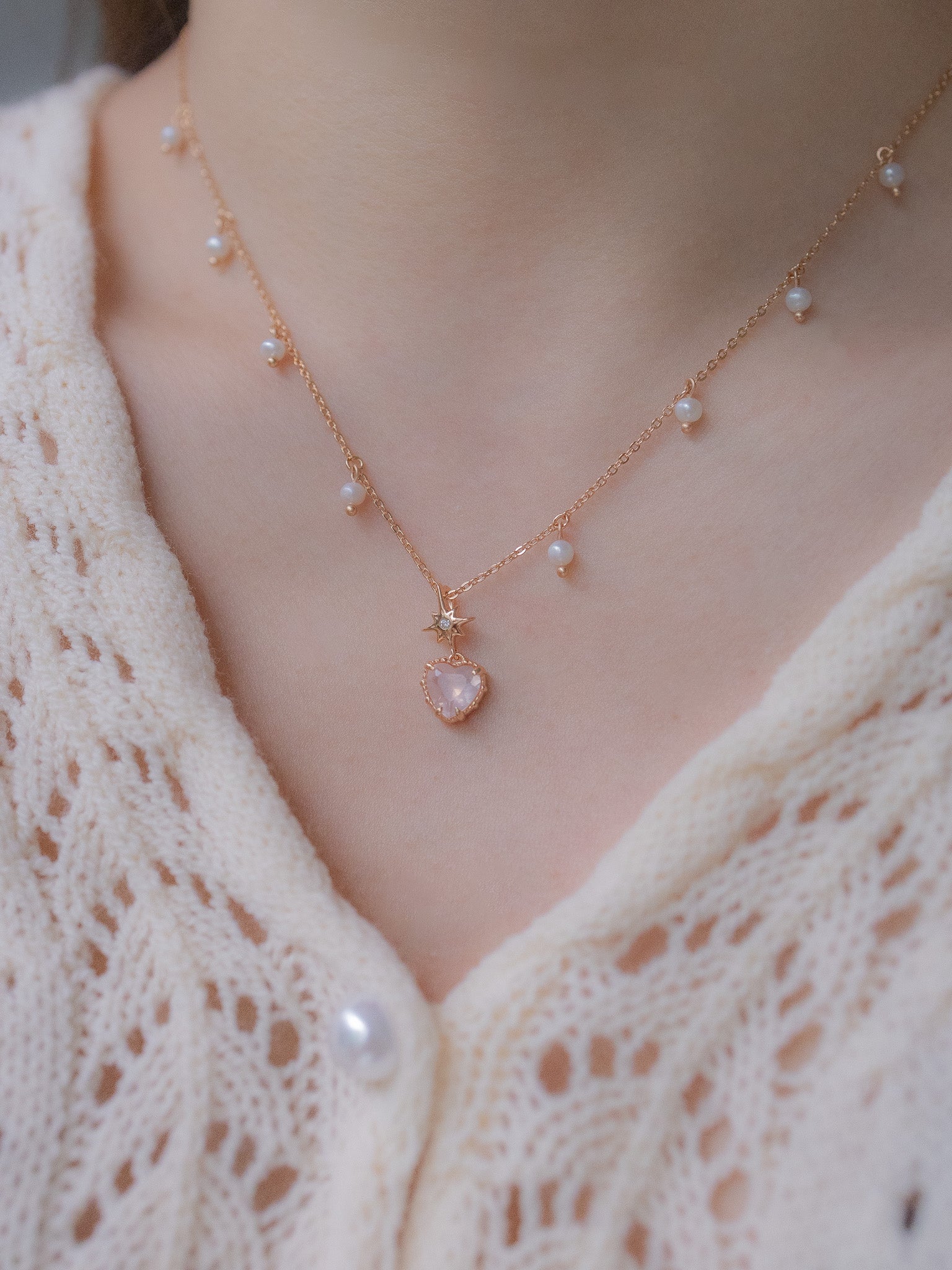 PEACH TWINKLE NECKLACE - ROSE QUARTZ & PEARL