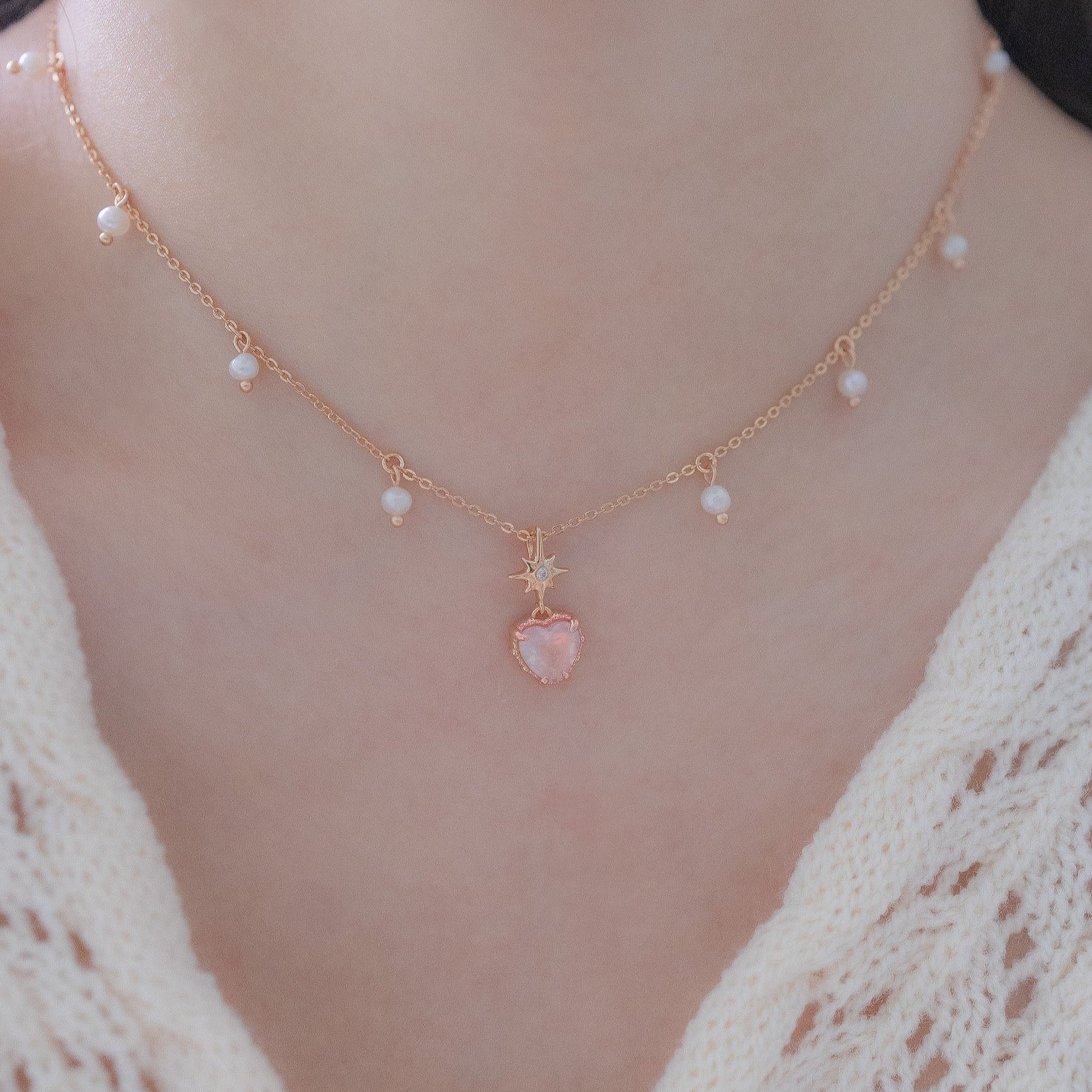 PEACH TWINKLE NECKLACE - ROSE QUARTZ & PEARL
