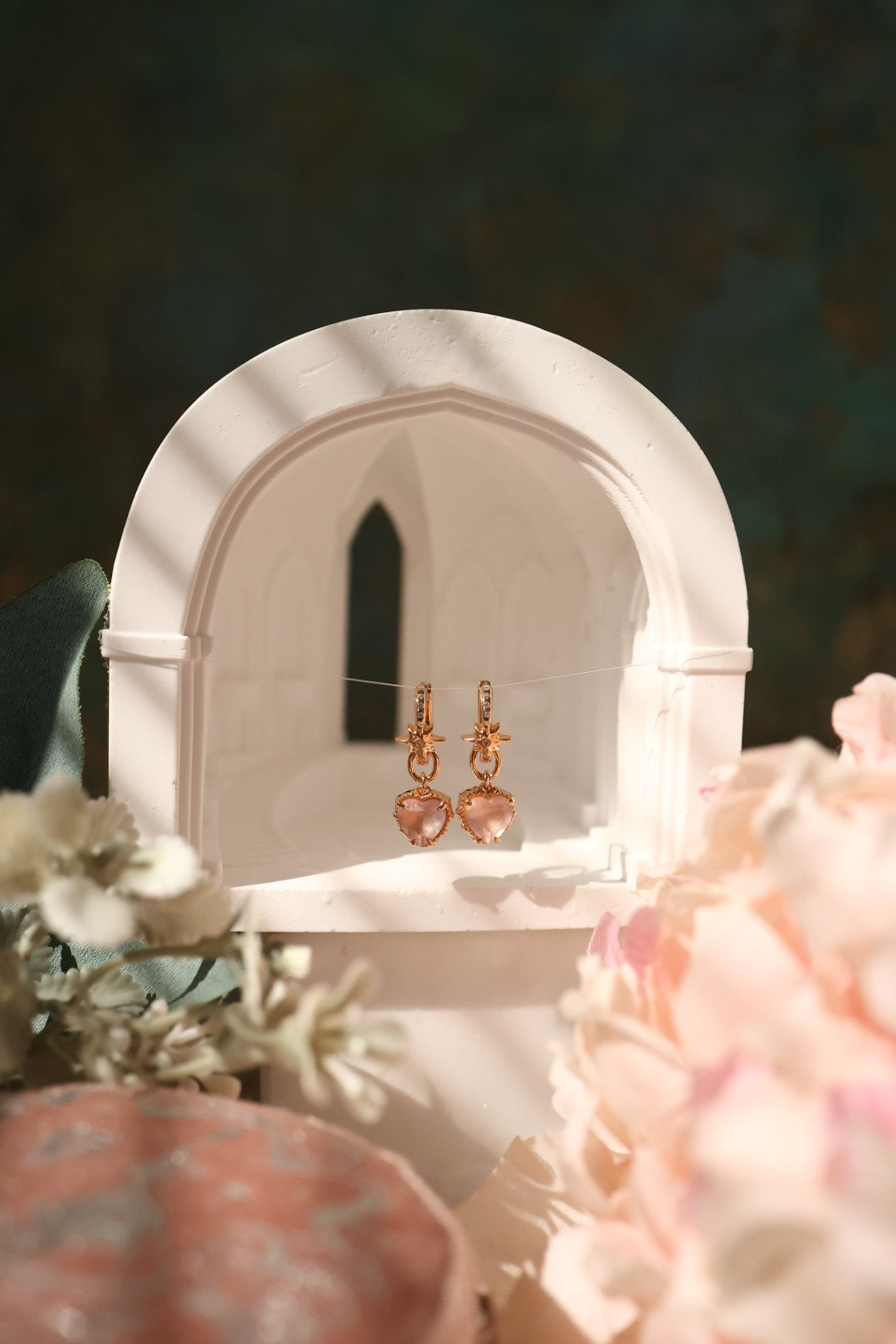 PINKY TWINKLE EARRINGS - ROSE QUARTZ