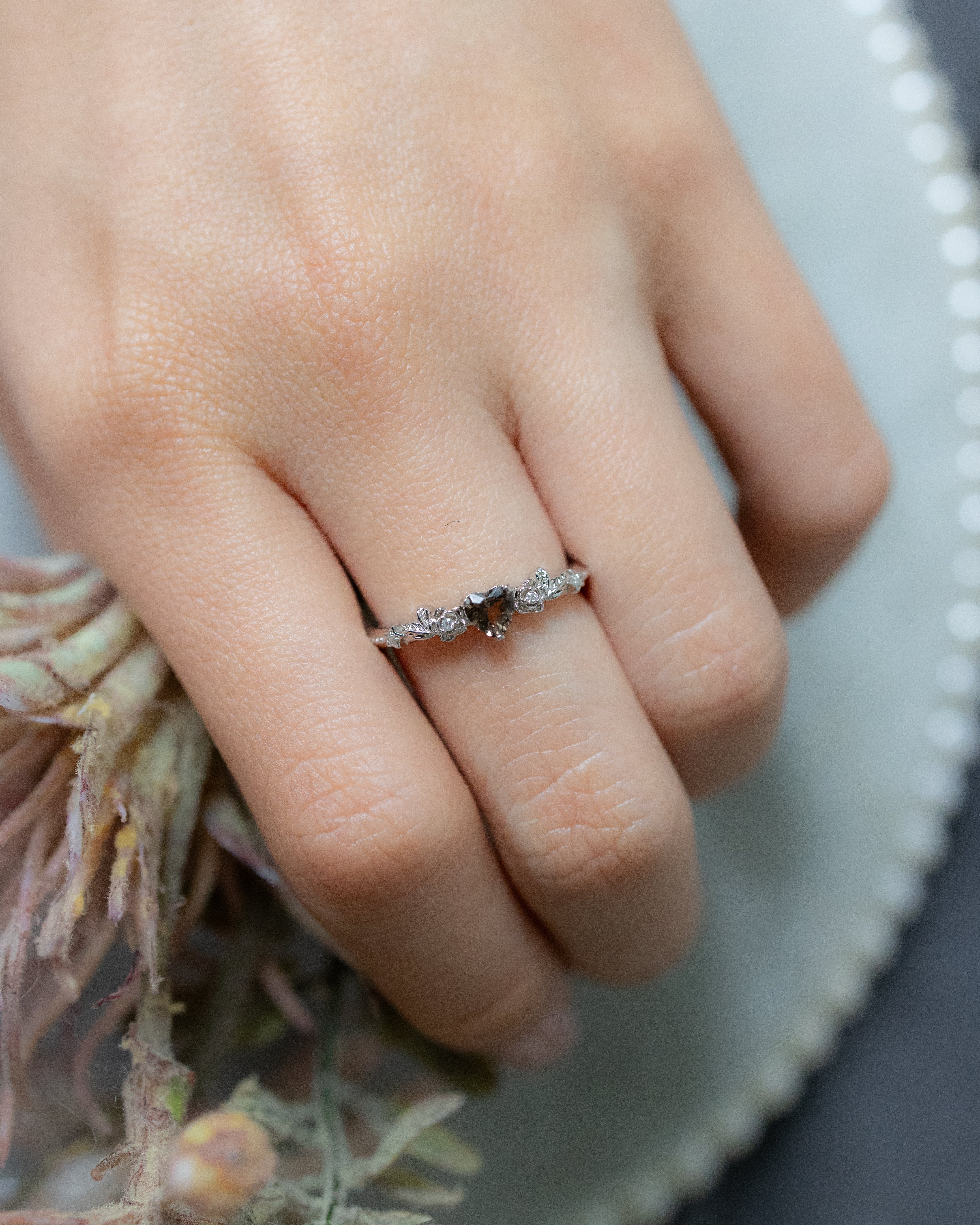 ROSE GARDEN ADJUSTABLE SILVER RING - CITRINE
