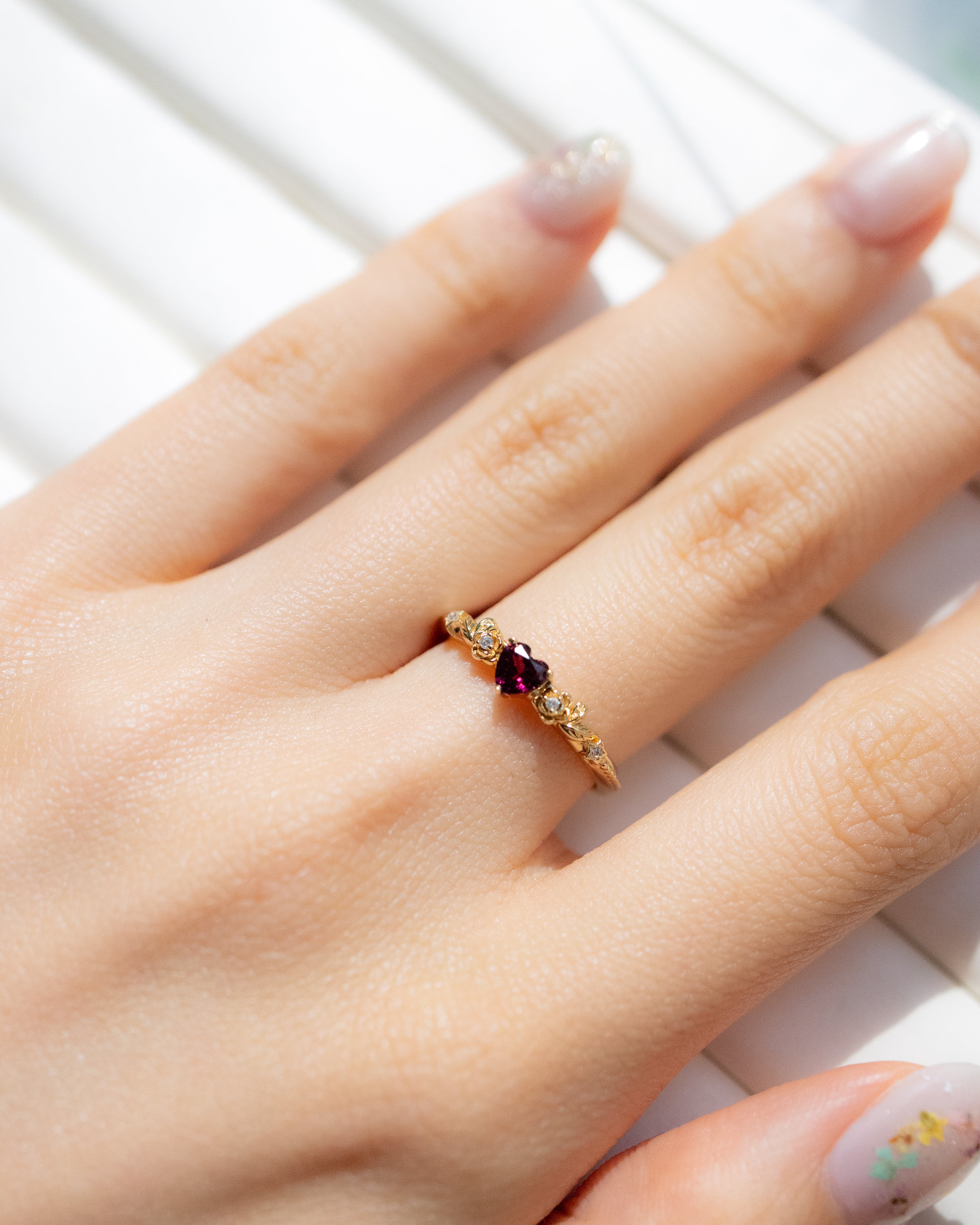 ROSE GARDEN ADJUSTABLE RING - PURPLE GARNET