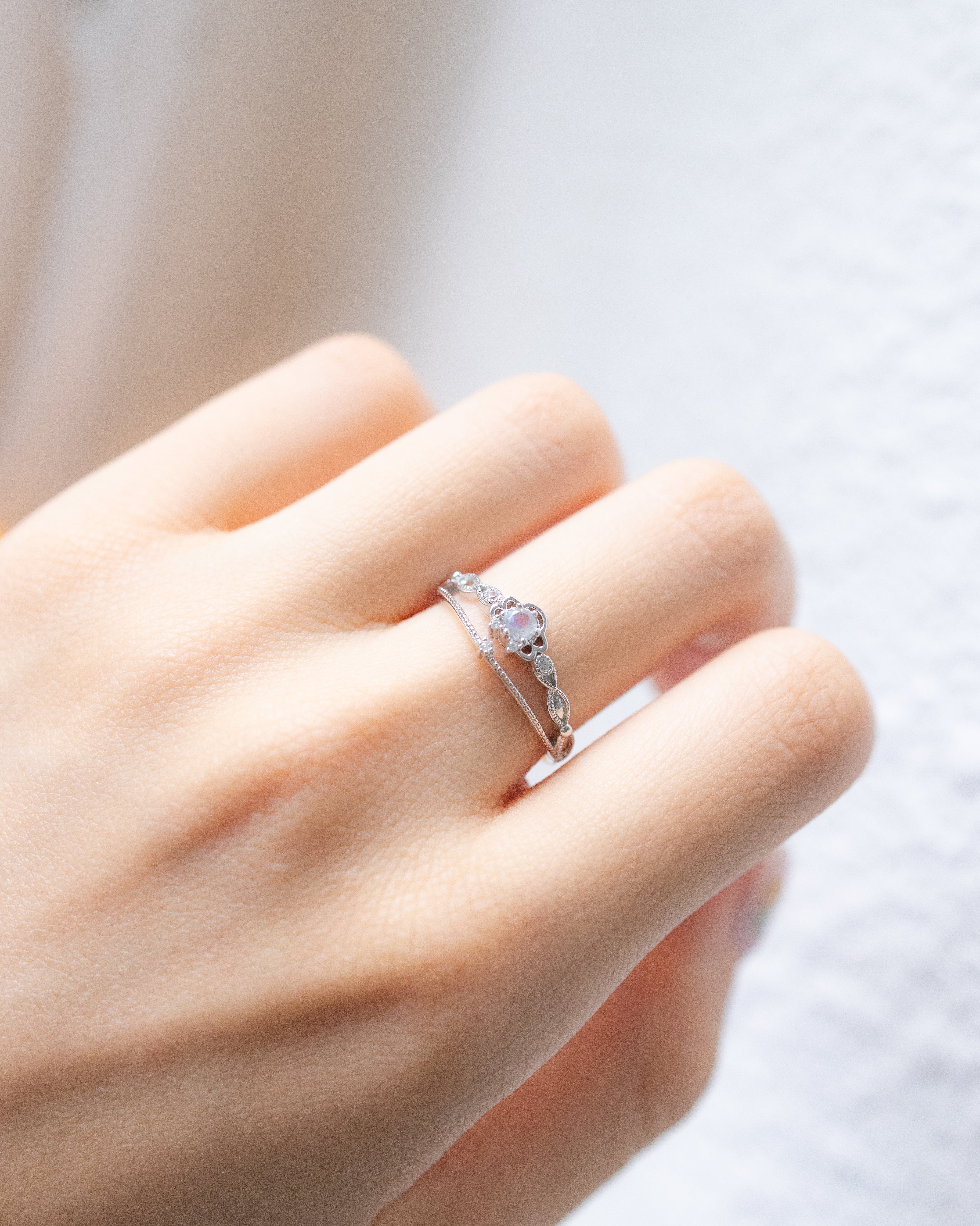 JULIET ADJUSTABLE SILVER RING - LABRADORITE