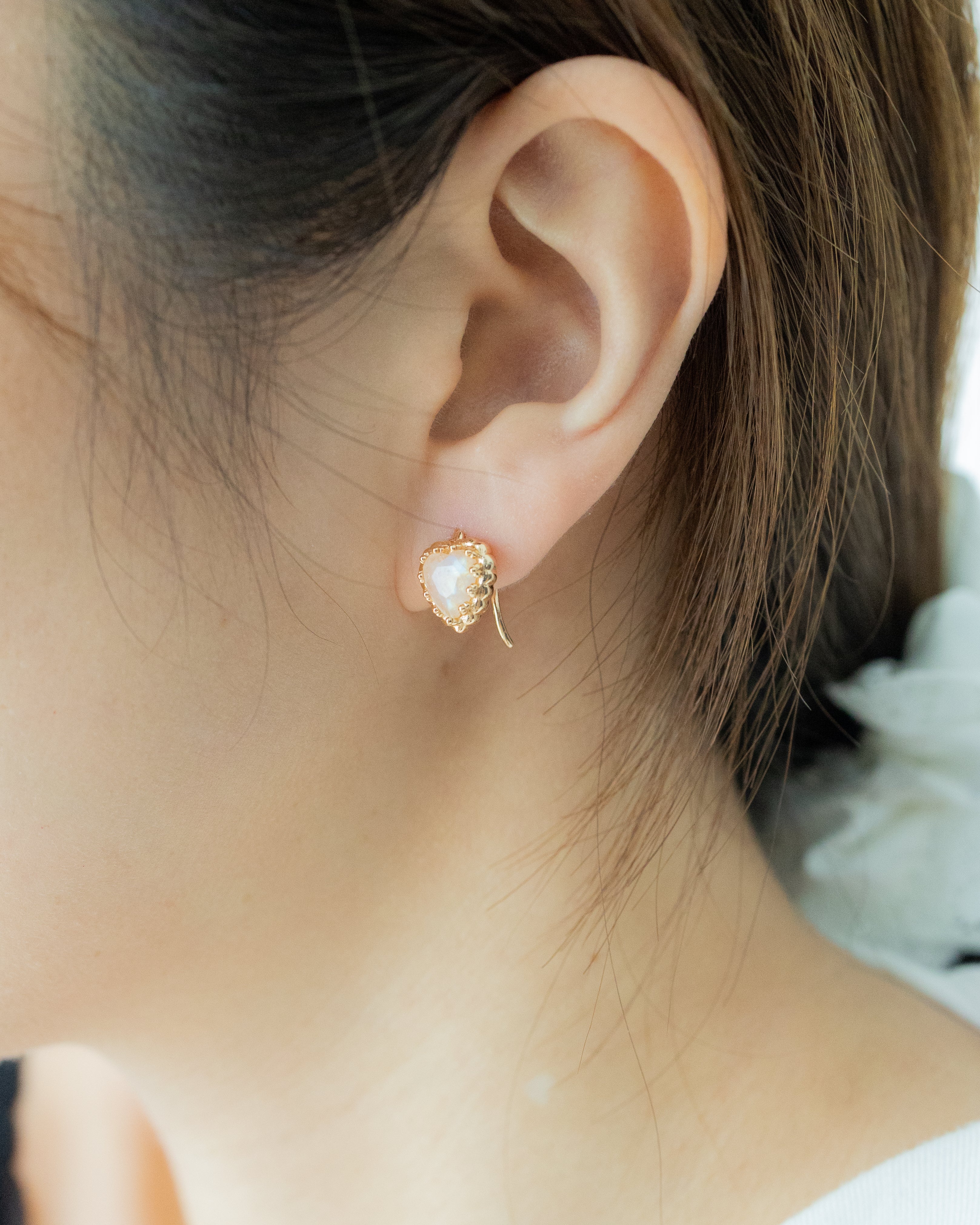 (FIRST DRAFT) TWIN SOULS HEART EARRINGS - MOONSTONE