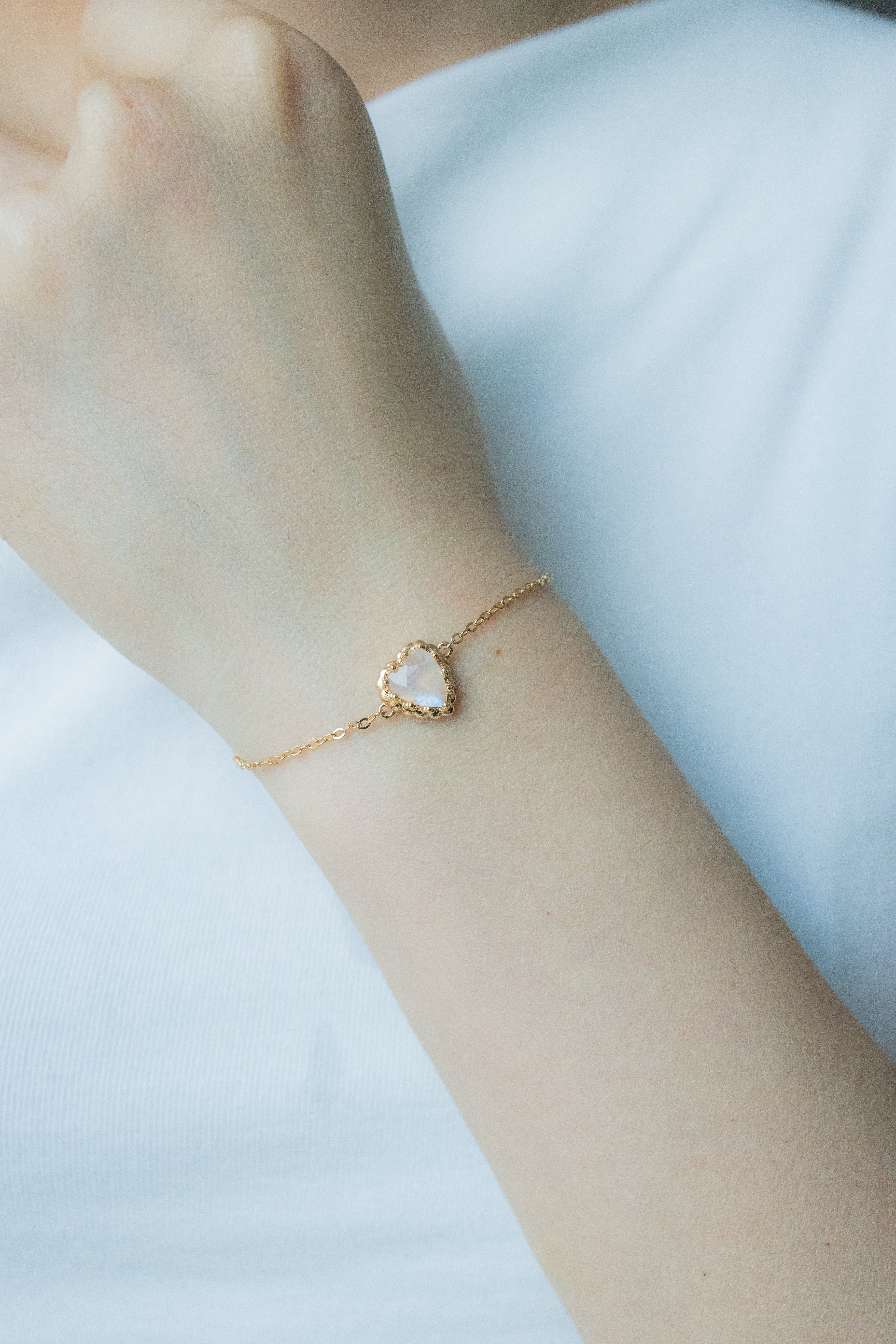 (FIRST DRAFT) TWIN SOULS HEART BRACELET - MOONSTONE