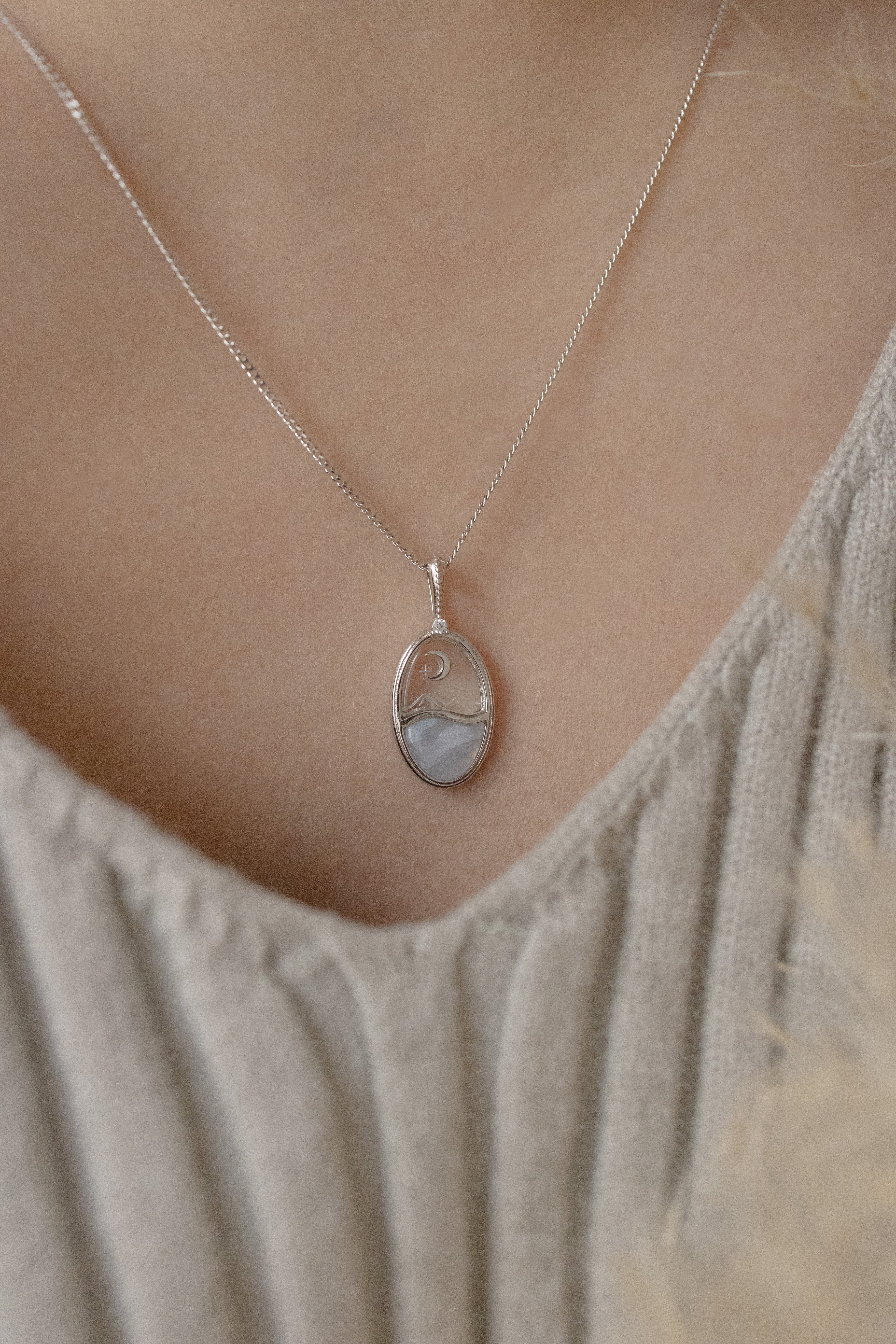 RIVERSIDE NIGHT SILVER NECKLACE