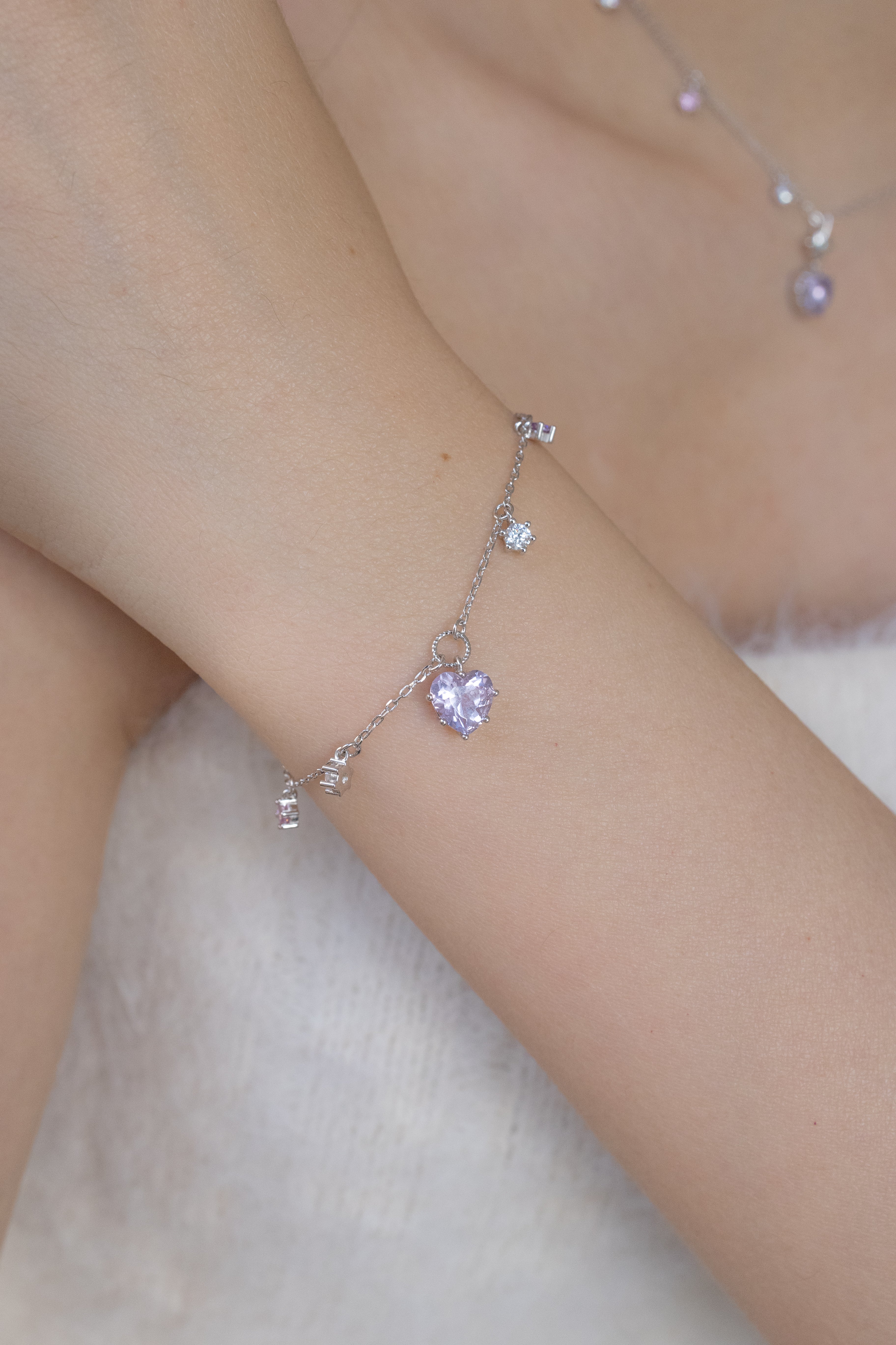 💜CHARMING WONDERS SILVER BRACELET - LAVENDER