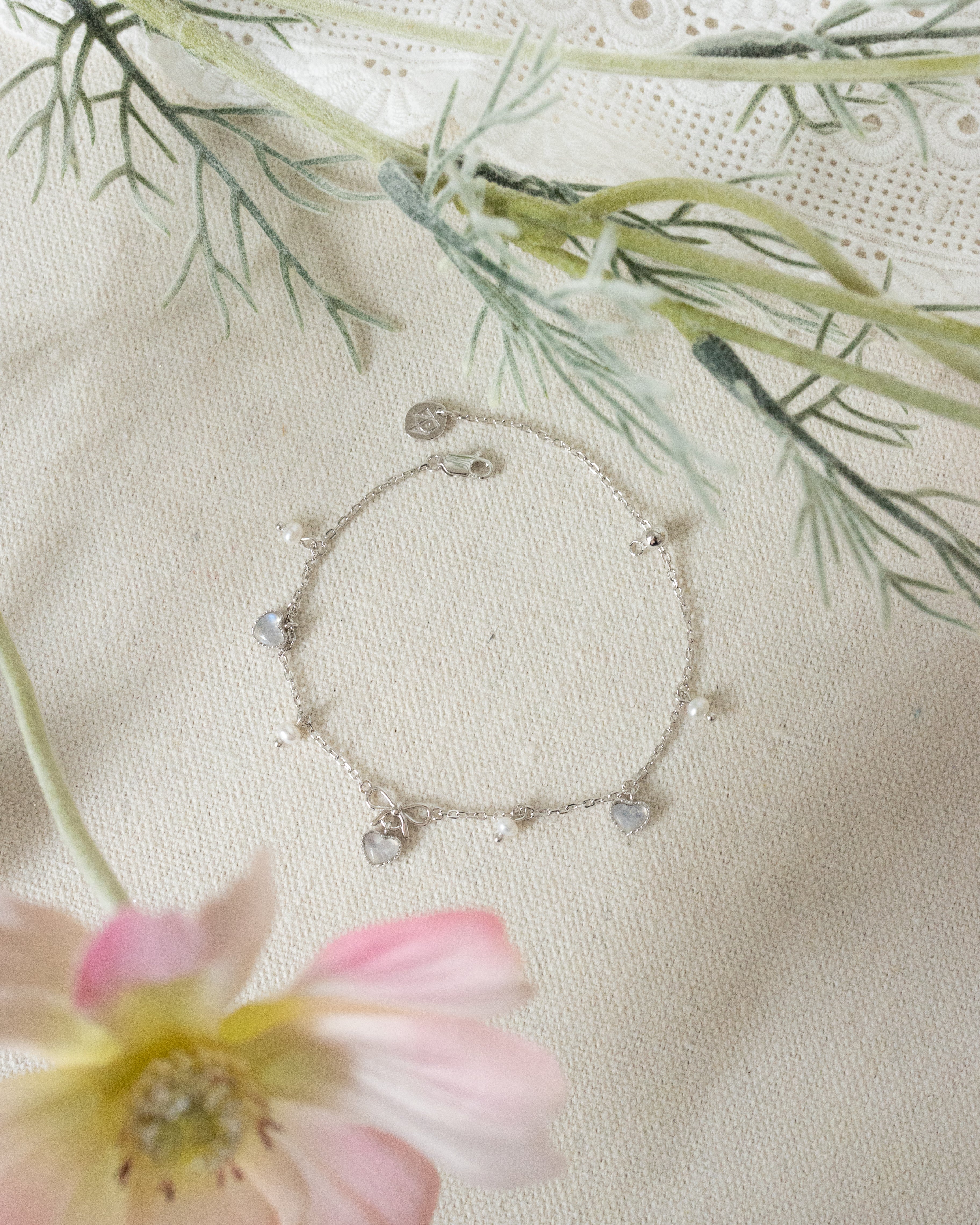 (PRE-ORDER) SWEETHEART RIBBON SILVER BRACELET