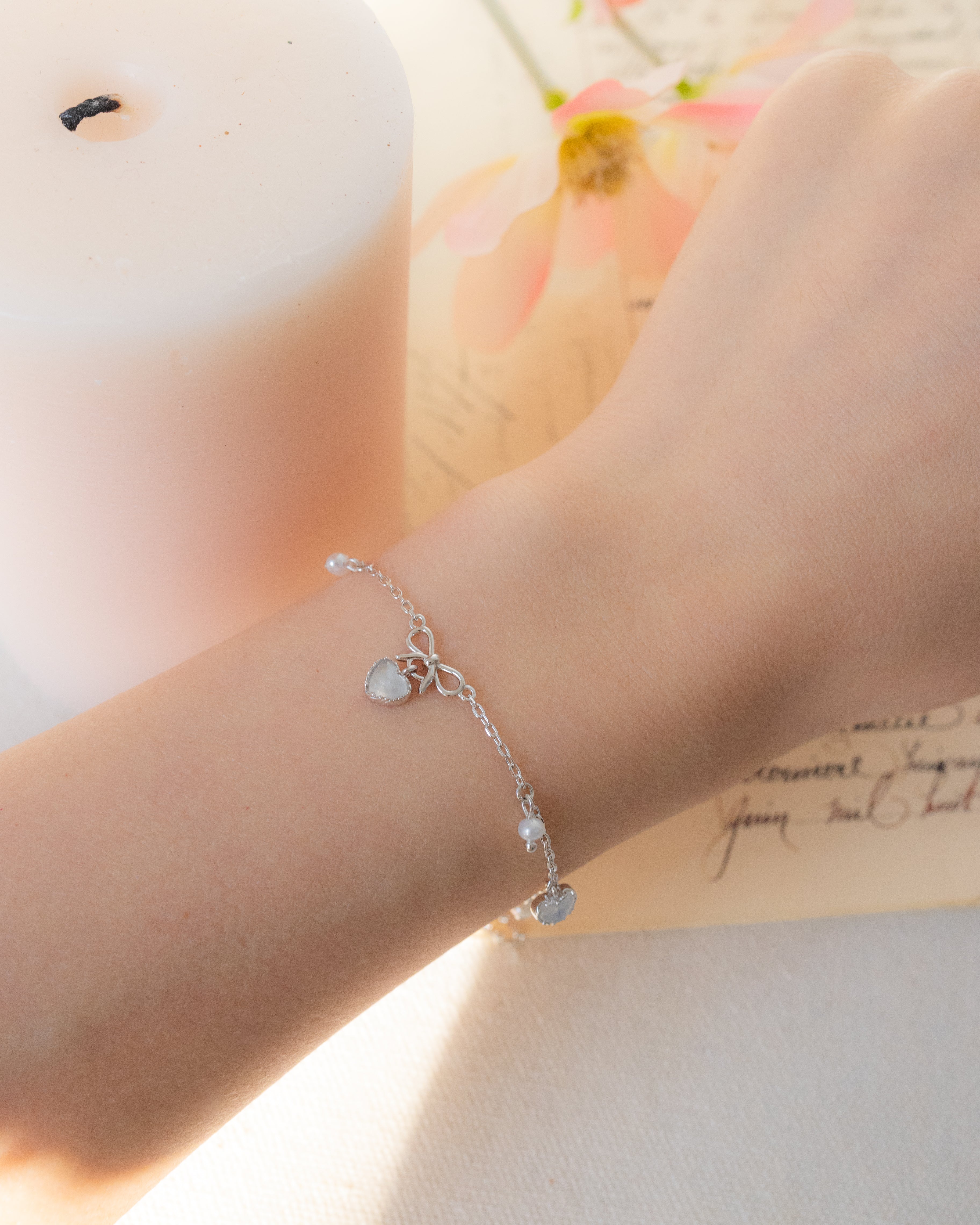 (PRE-ORDER) SWEETHEART RIBBON SILVER BRACELET
