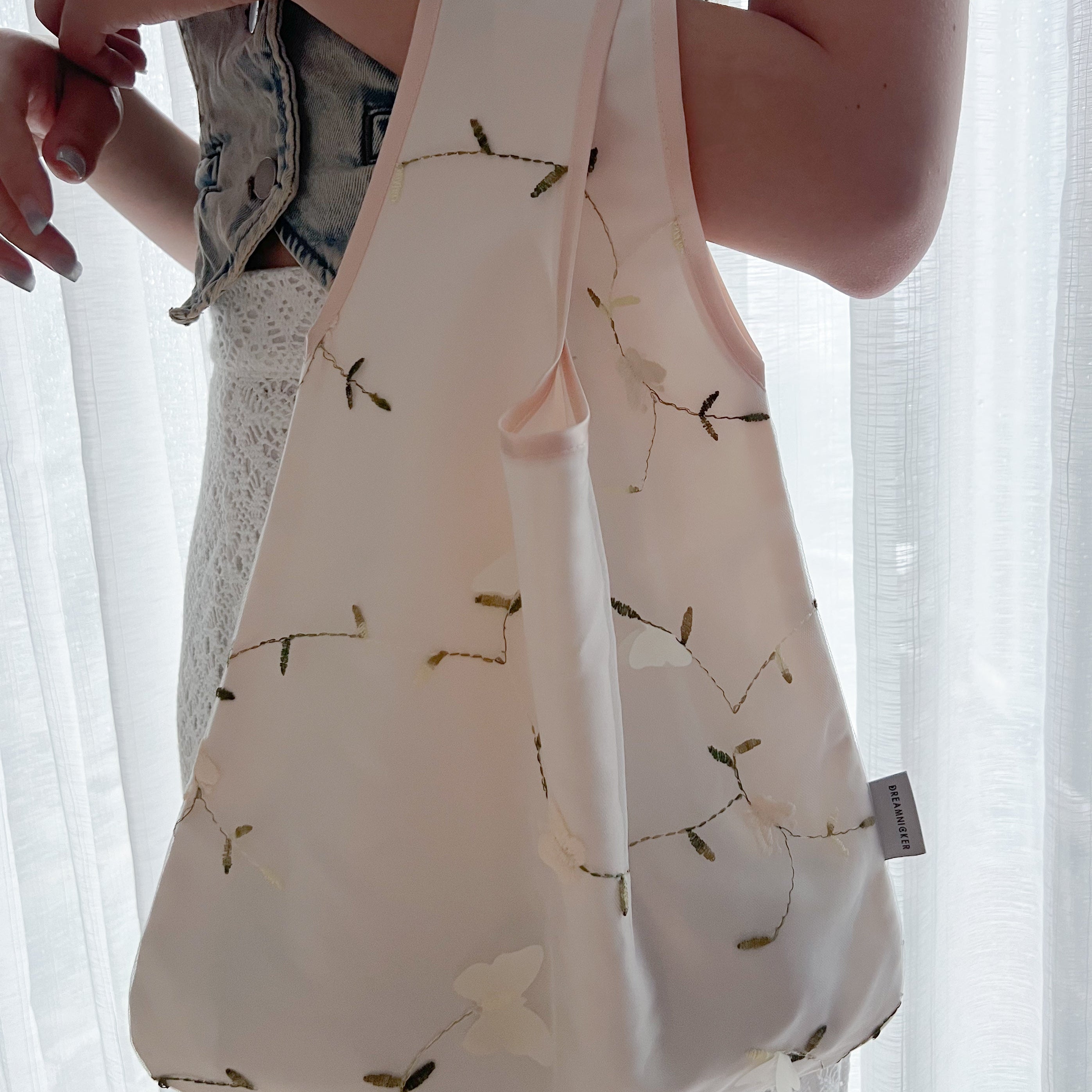 HANDMADE EMBROIDERY SHOPPING BAG - STYLE A - BUTTERFLY