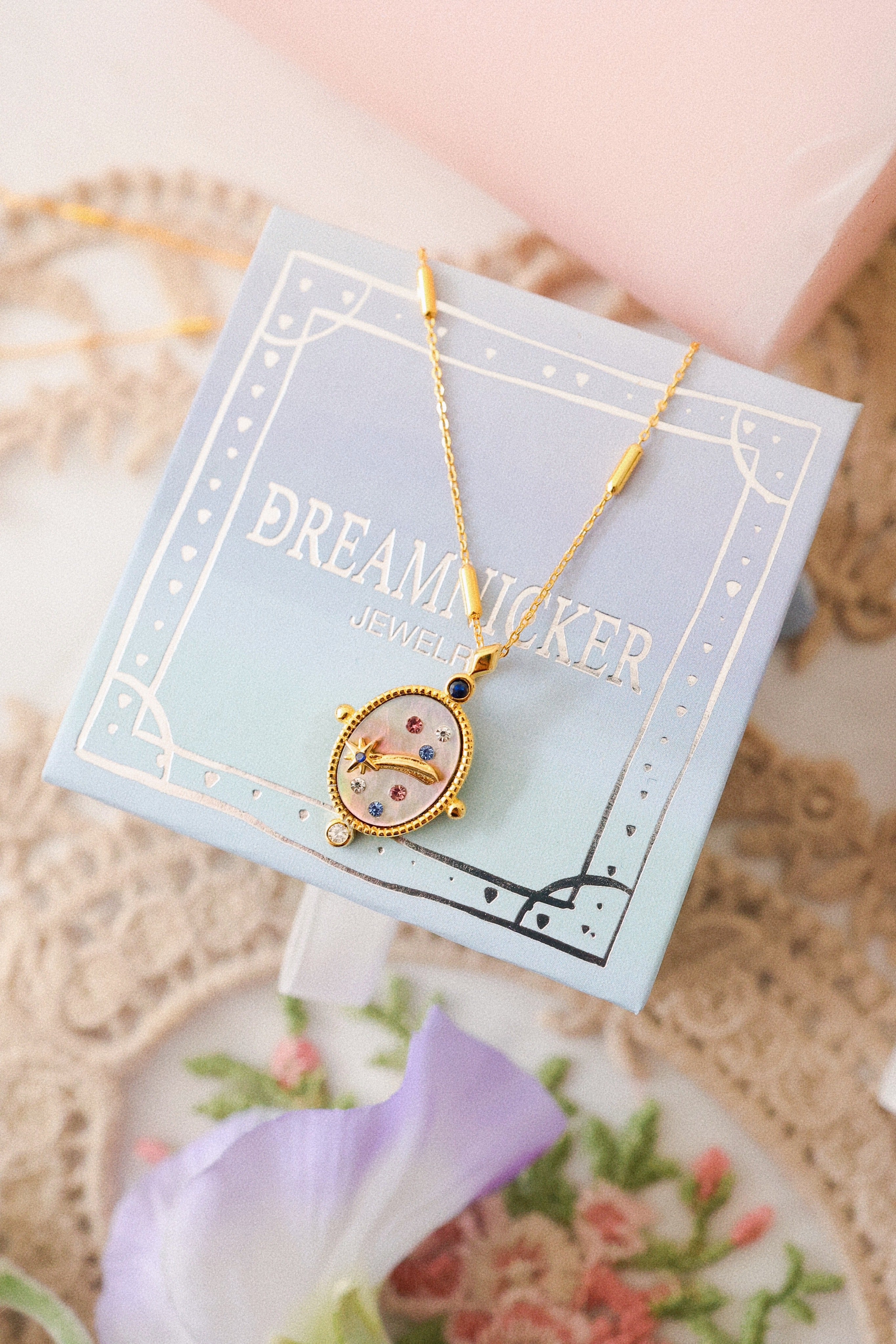 STARRY NIGHTFALL NECKLACE - NACRE