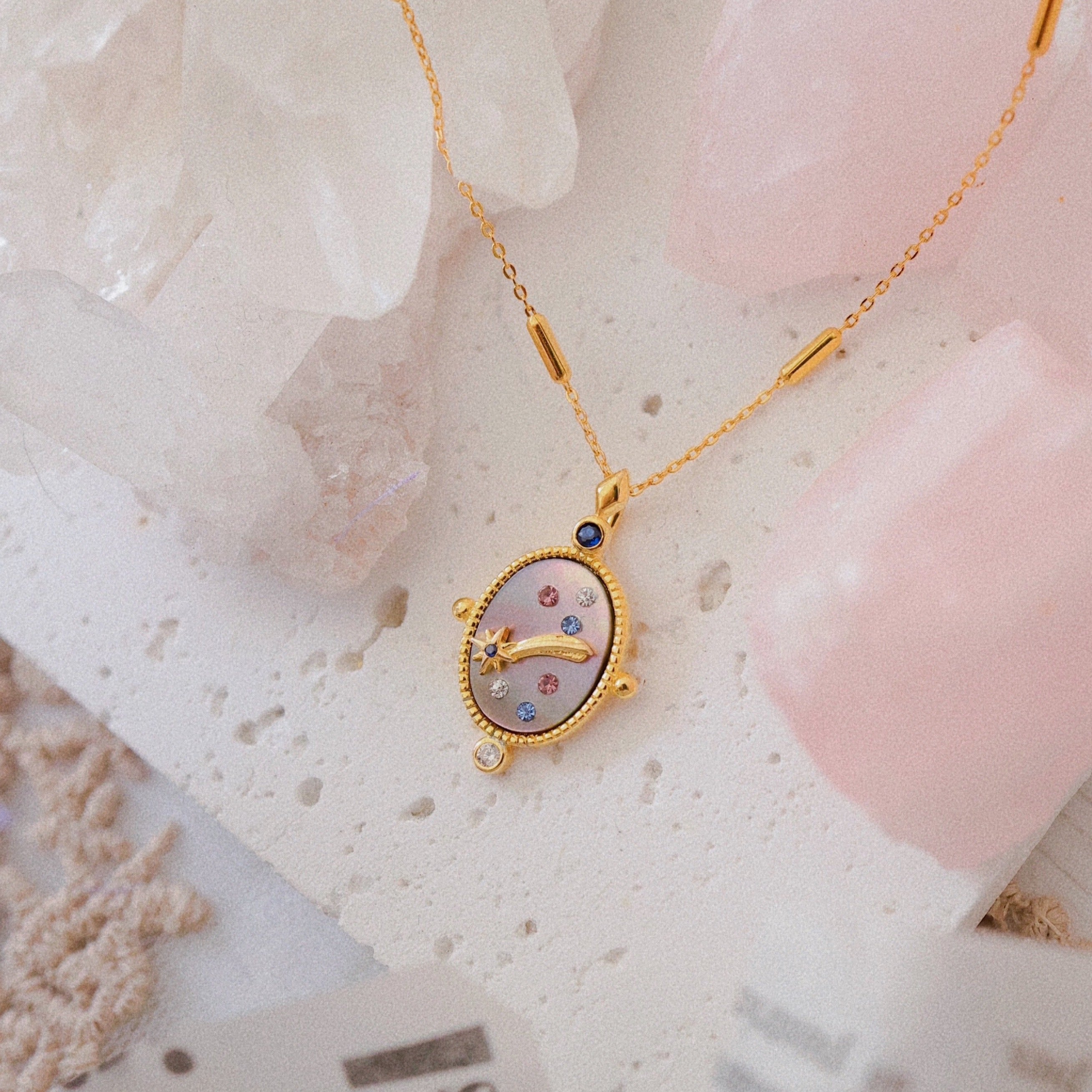 STARRY NIGHTFALL NECKLACE - NACRE