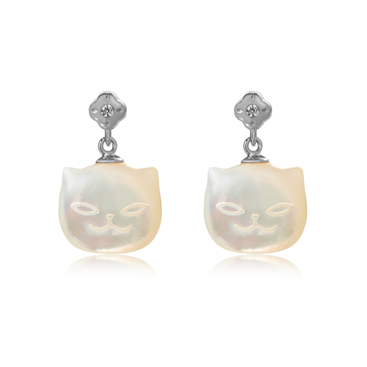 COZY SMILING CAT SILVER EARRINGS - MOTHER OF PEARL