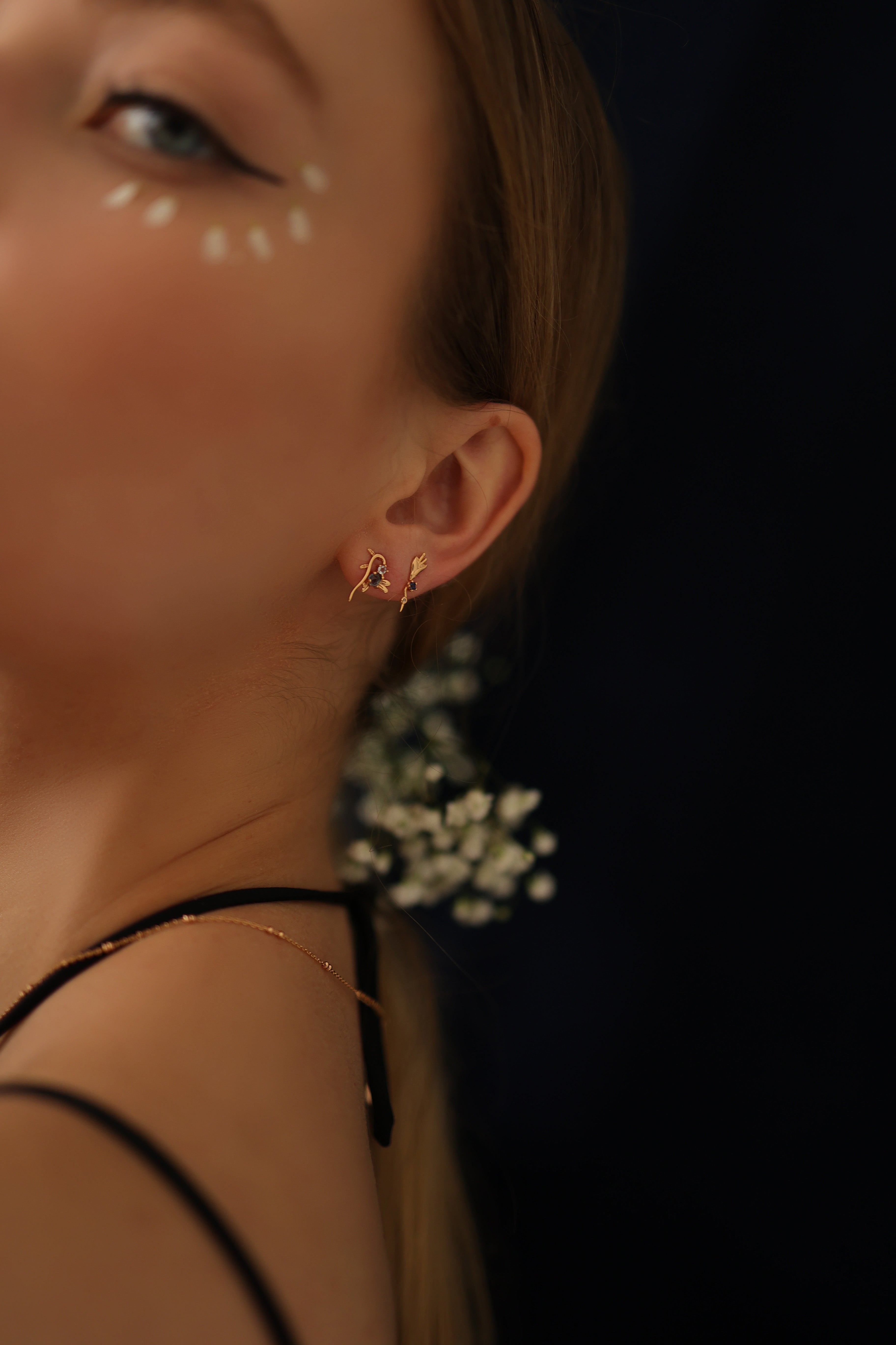 LOVE ME OR NOT EAR STUD - KYANITE - TOPAZ