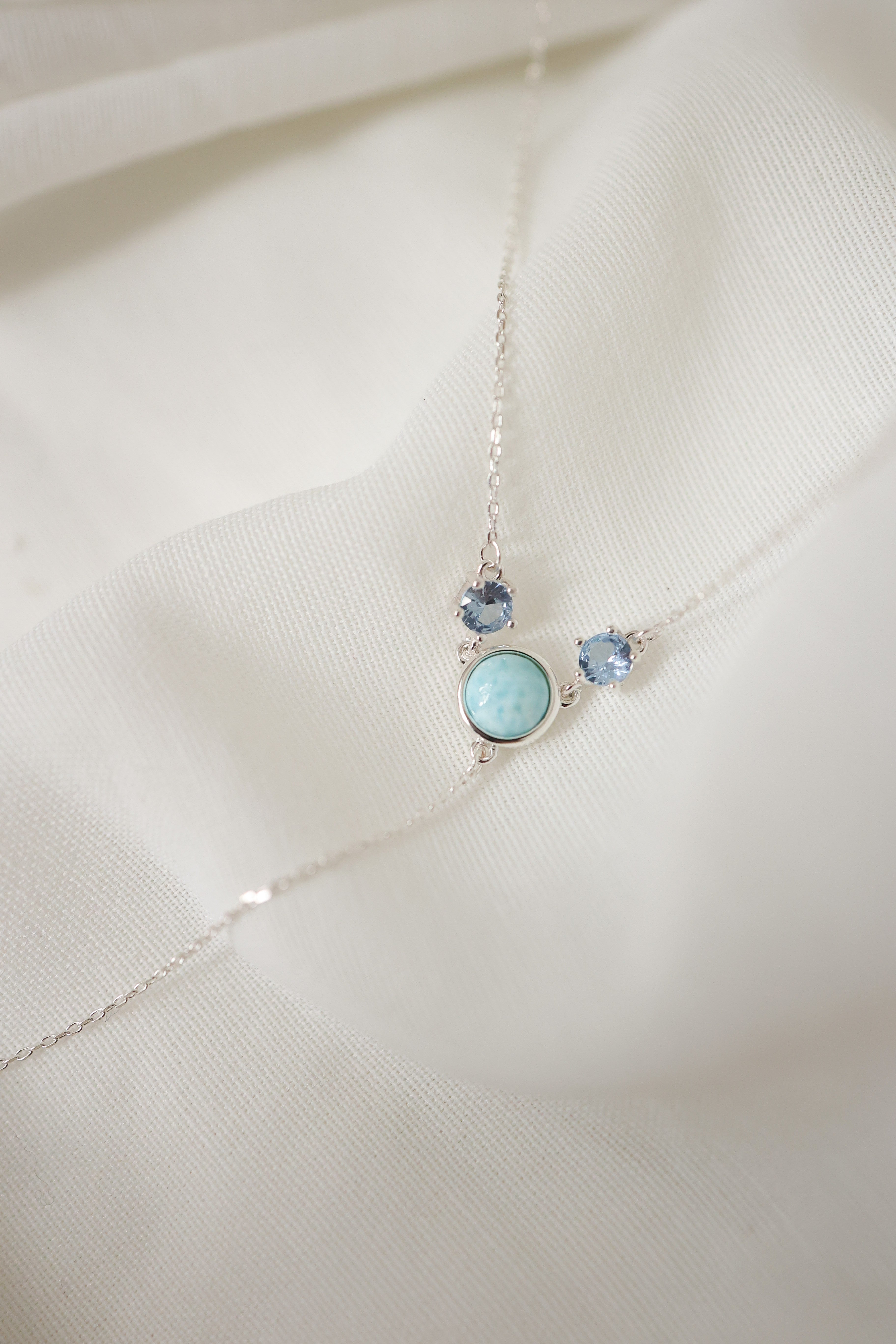 LARIMAR TOPAZ  ELEGANT SILVER NECKLACE