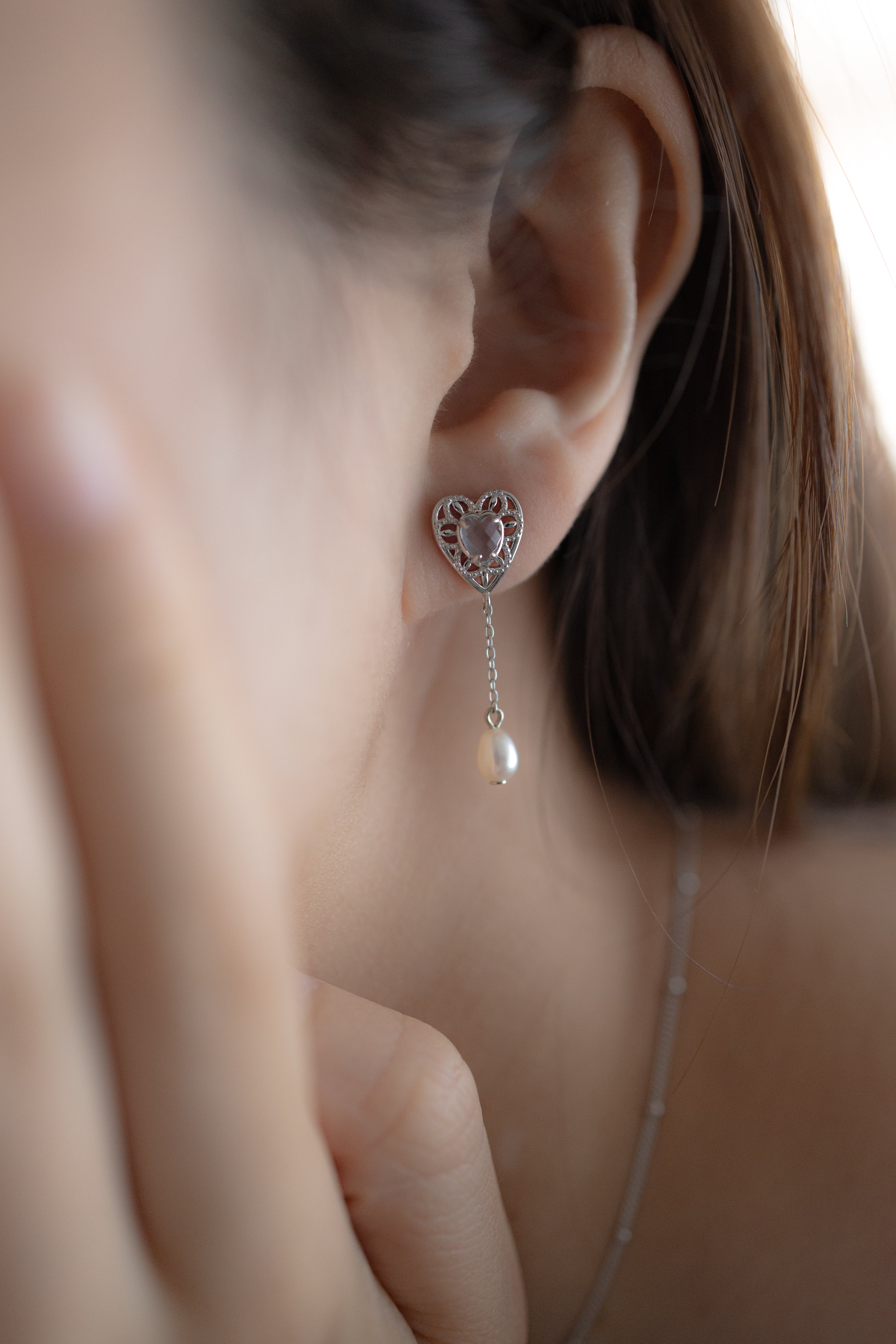 THE AQUA LACE HEART LONG SILVER EARRINGS
