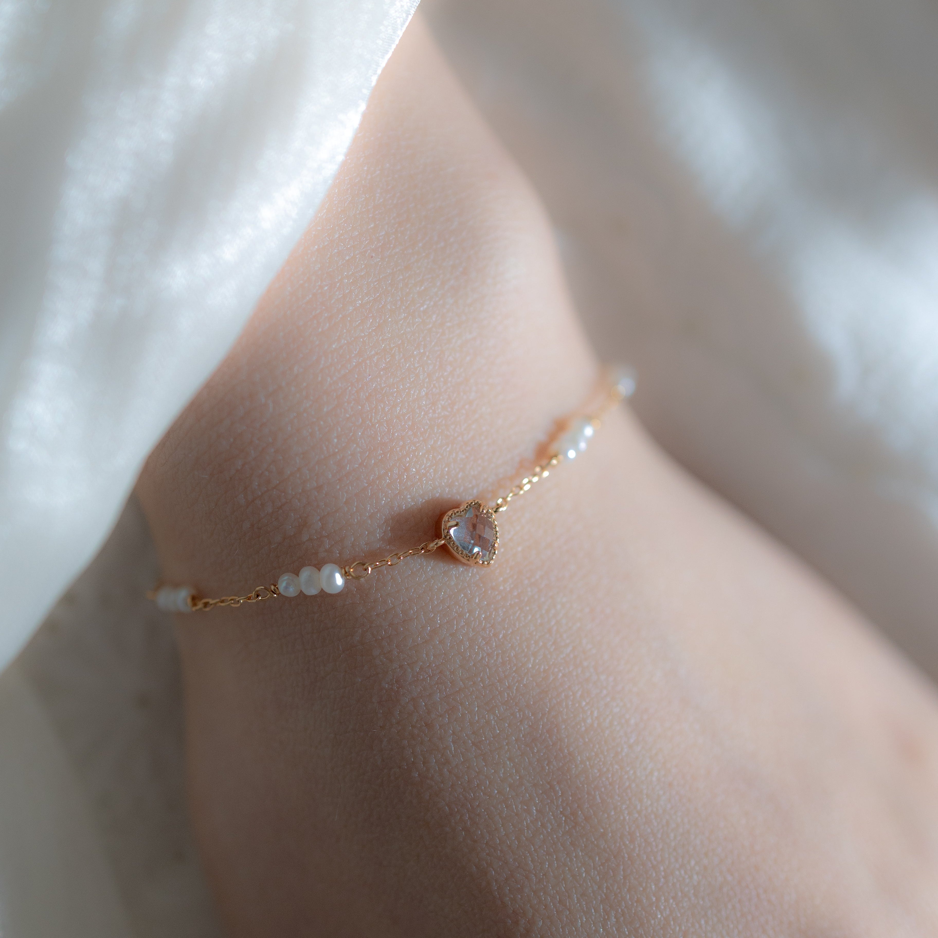 THE AQUA LACE HEART BRACELET