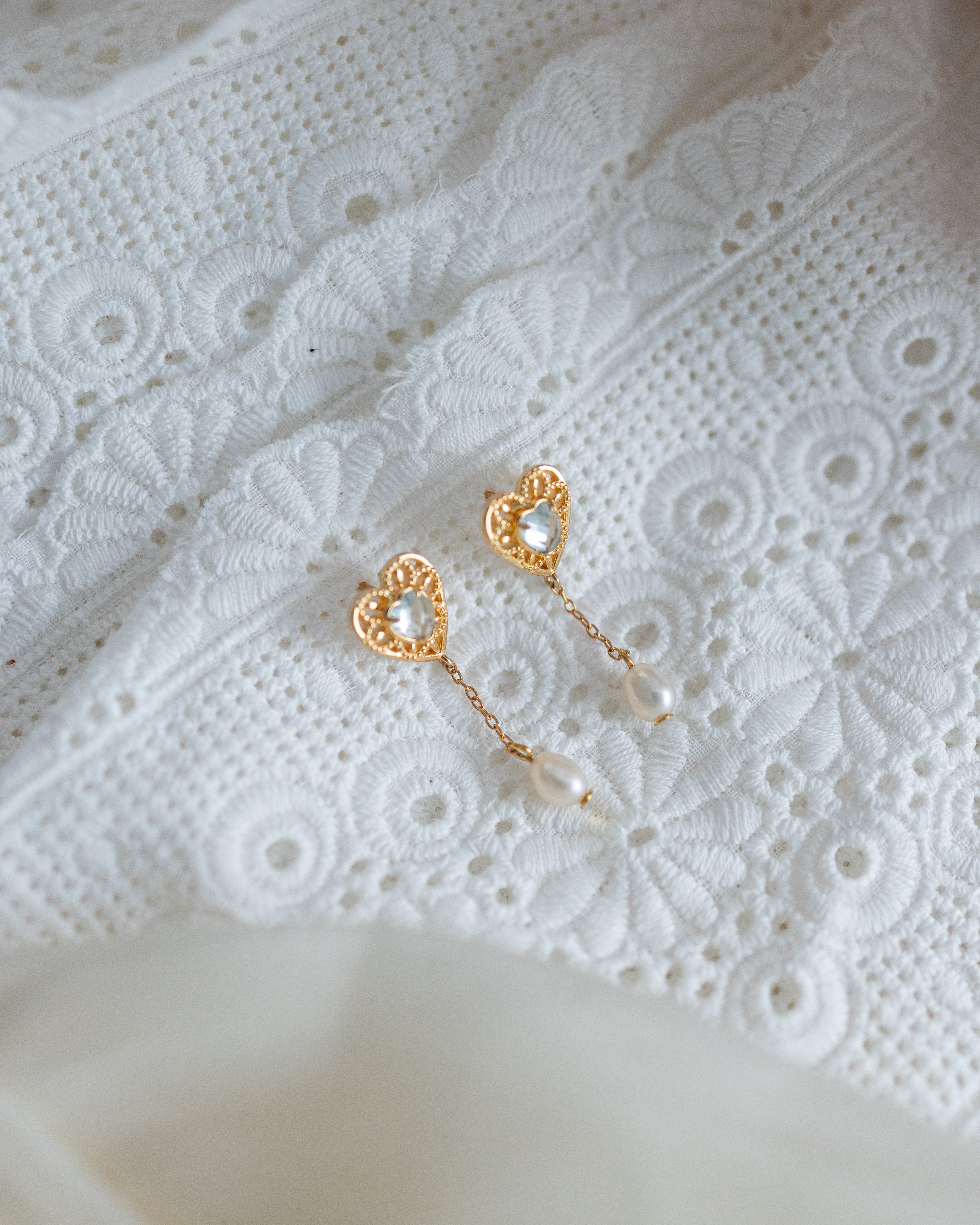 PRE ORDER THE AQUA LACE HEART LONG EARRINGS