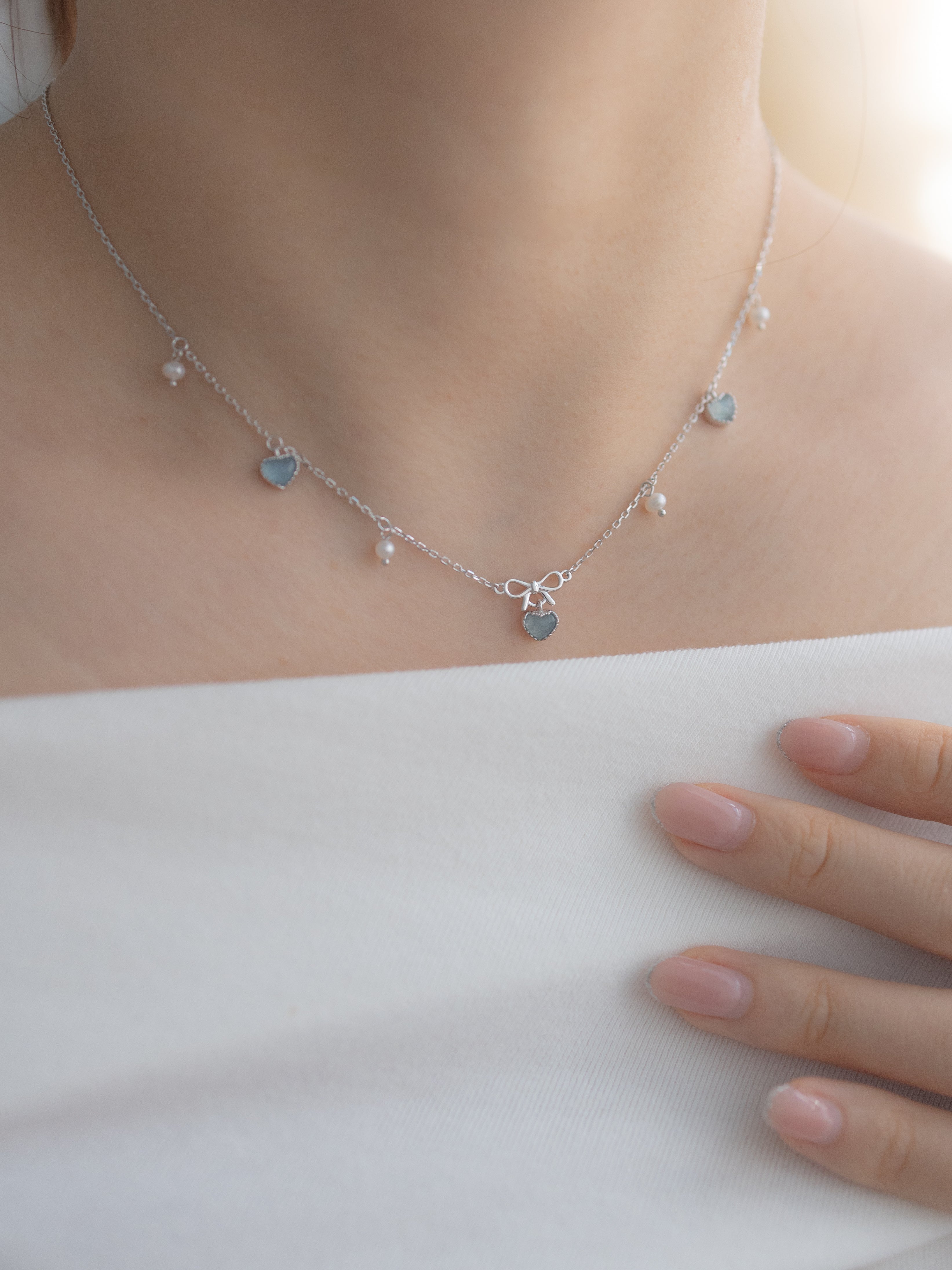 SWEETHEART RIBBON SILVER NECKLACE - AQUAMARINE