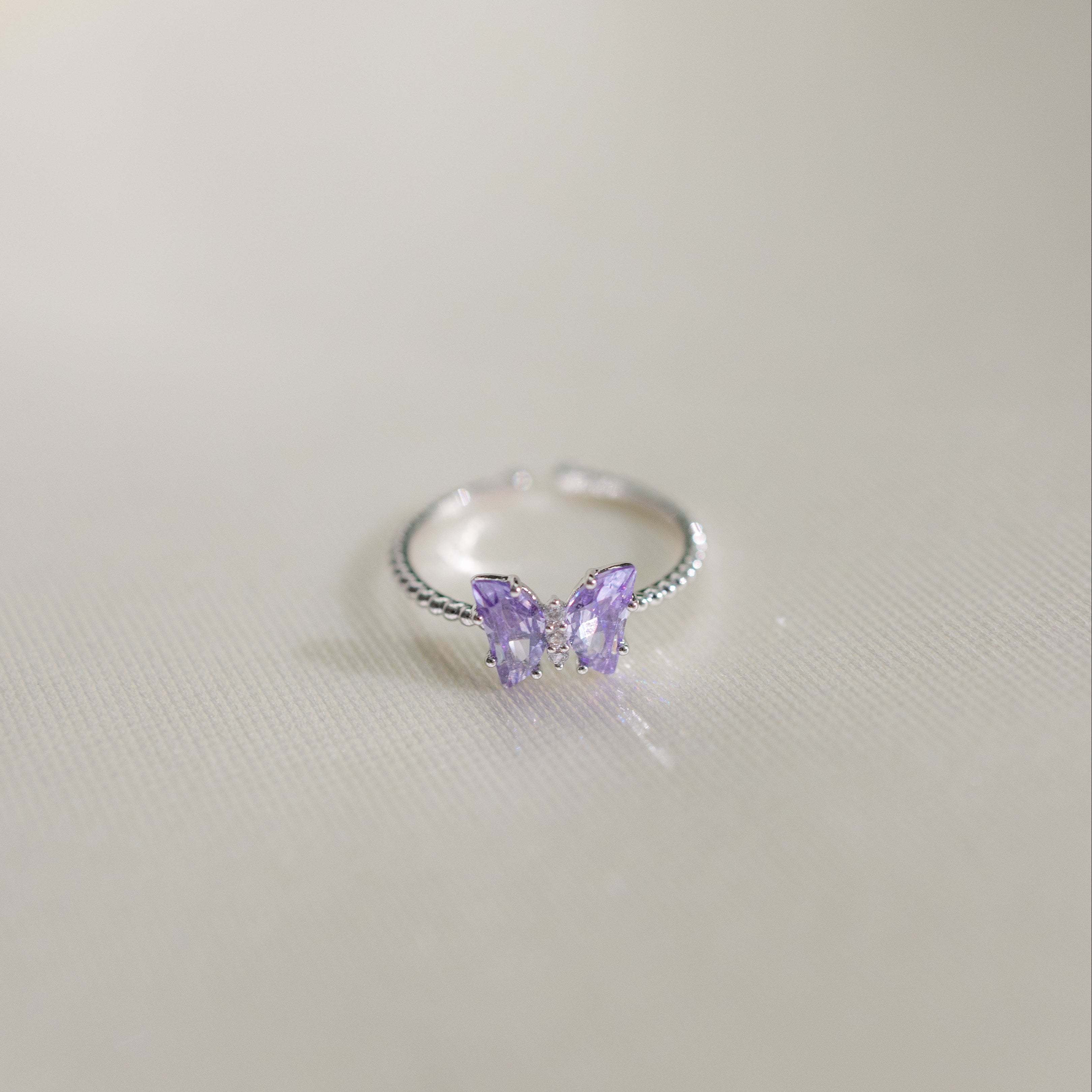 BUTTERFLY ADJUSTABLE SILVER RING - PURPLE