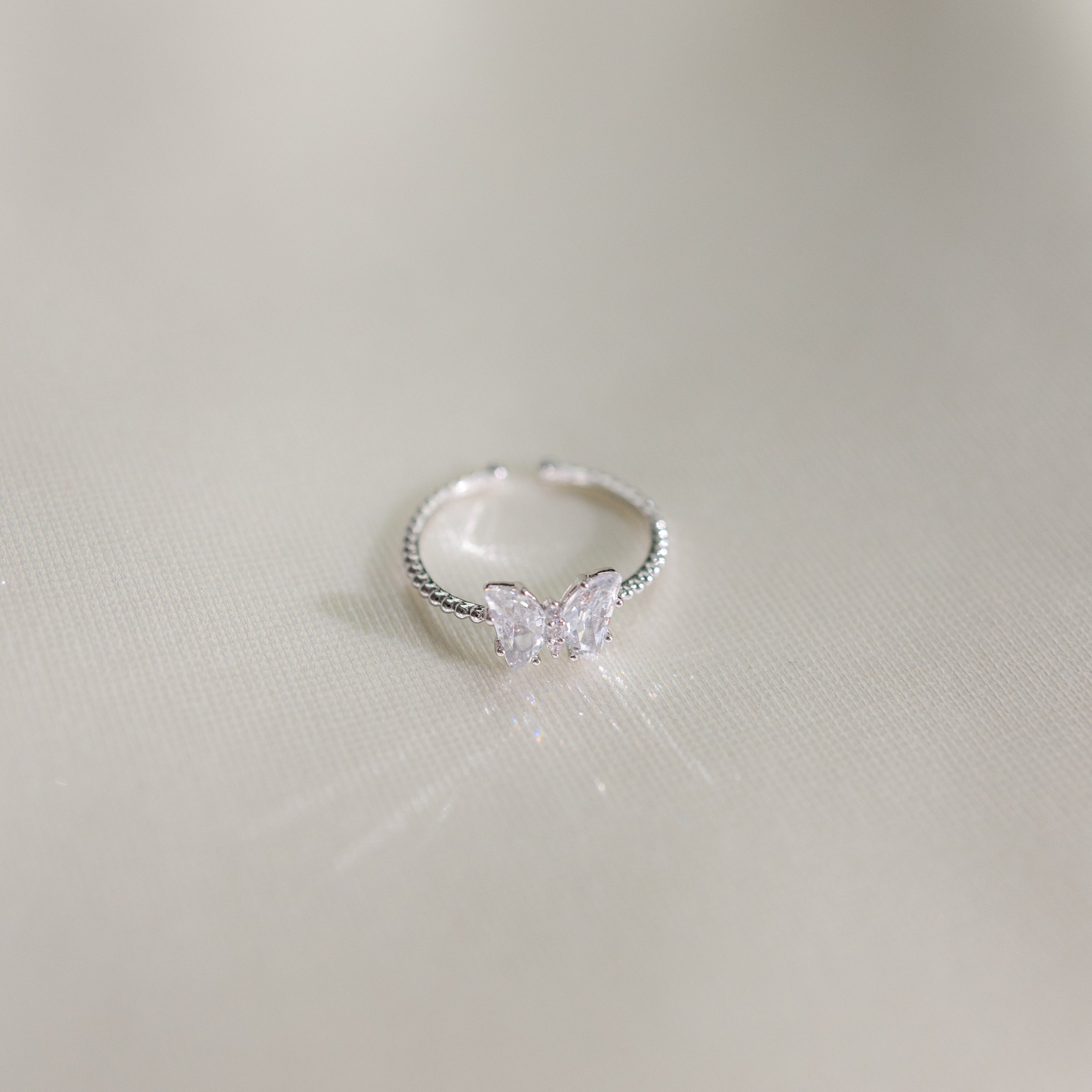 BUTTERFLY ADJUSTABLE SILVER RING