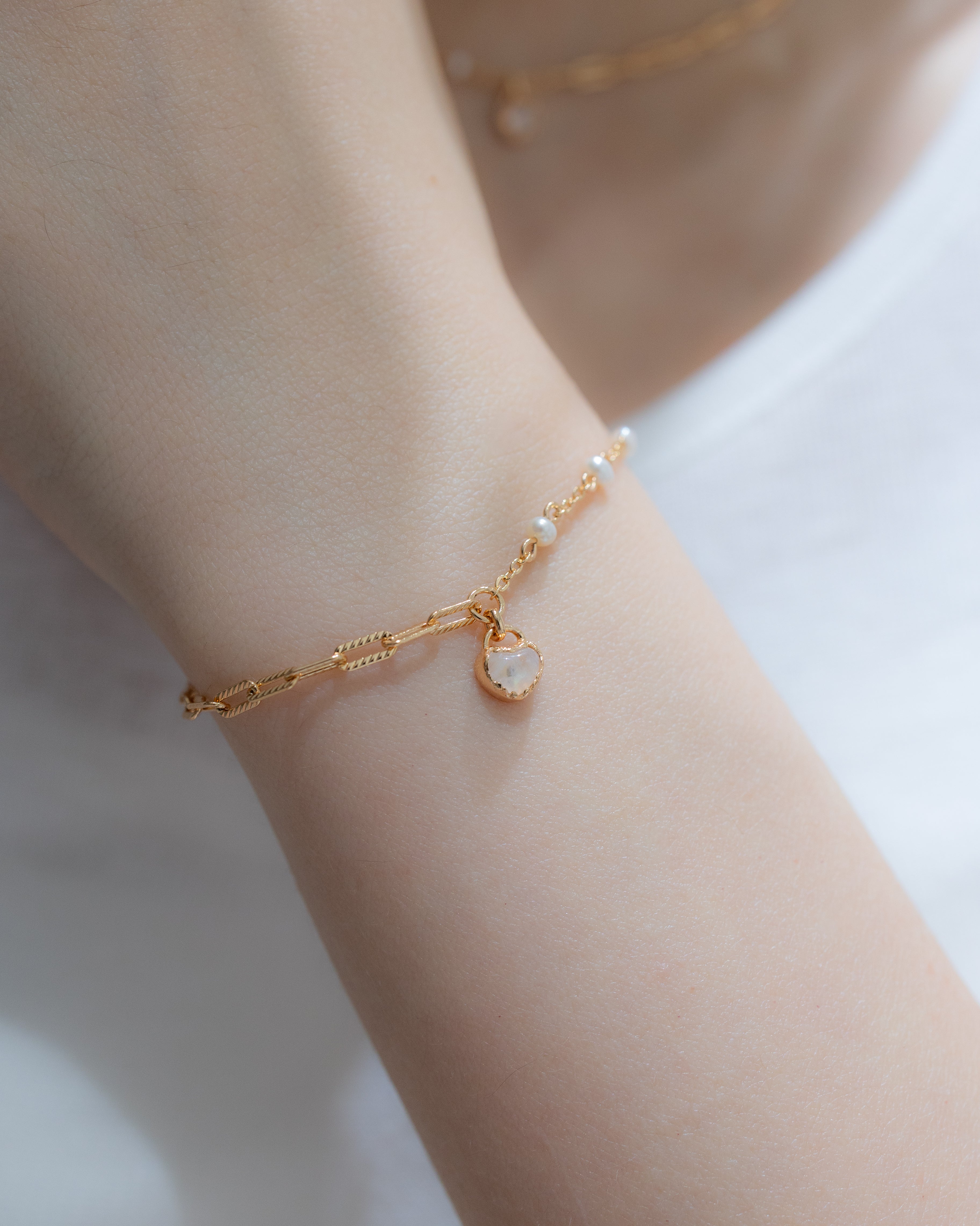MINI LOVE LOCK BRACELET - MOONSTONE & PEARLS