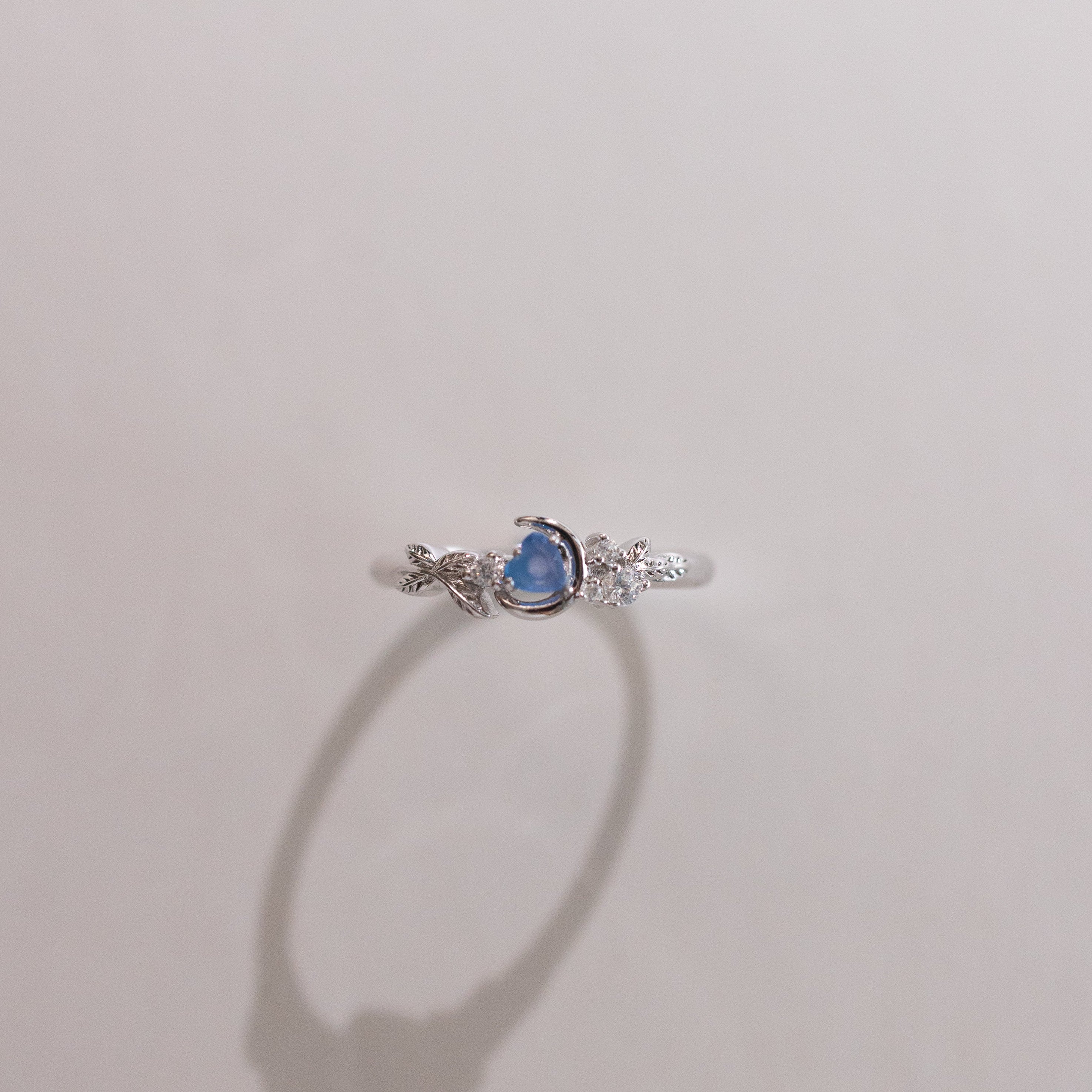 HONEY MOON HEART SILVER RING - TANZANITE