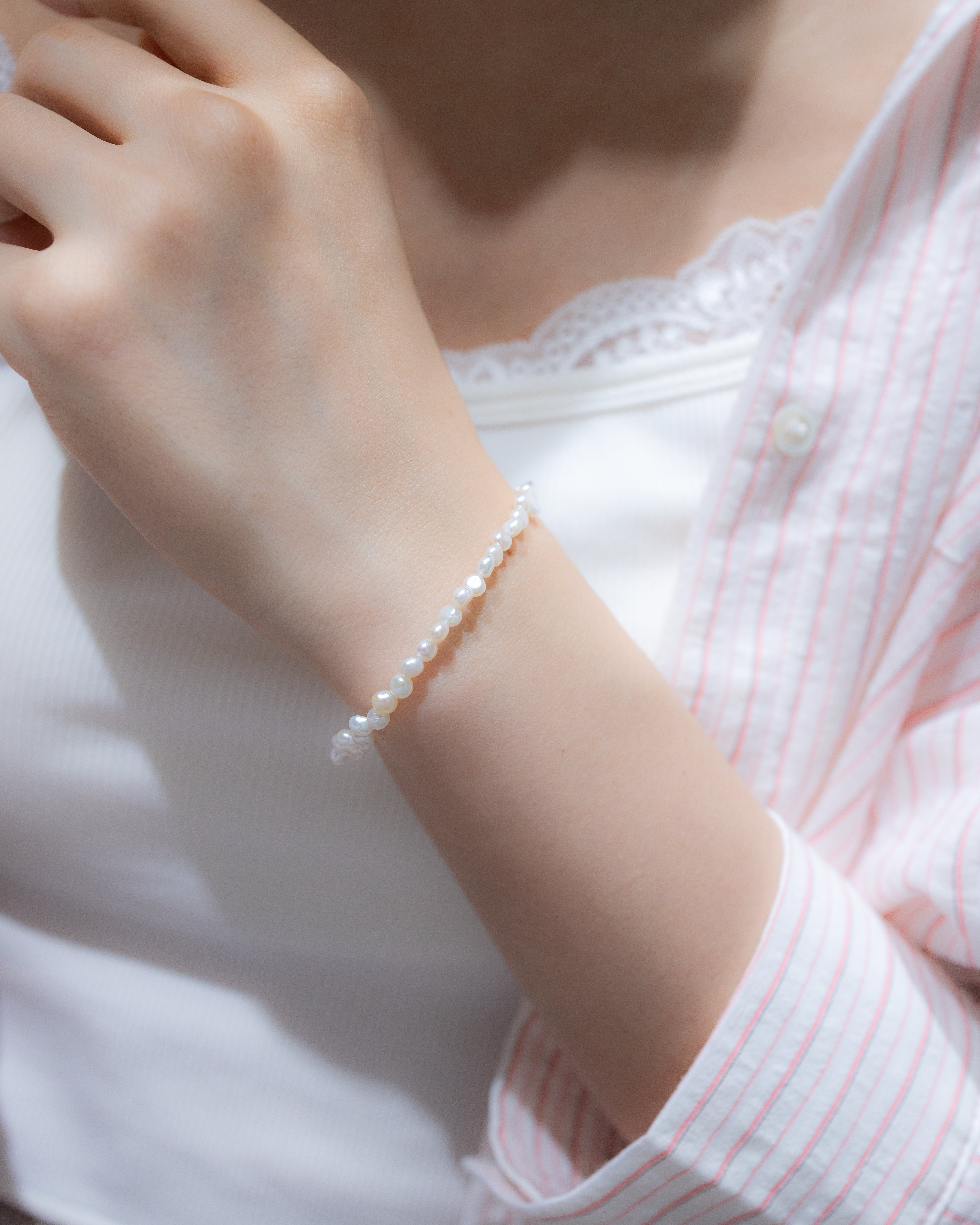 RAIN DROPS SILVER BRACELET - PEARLS