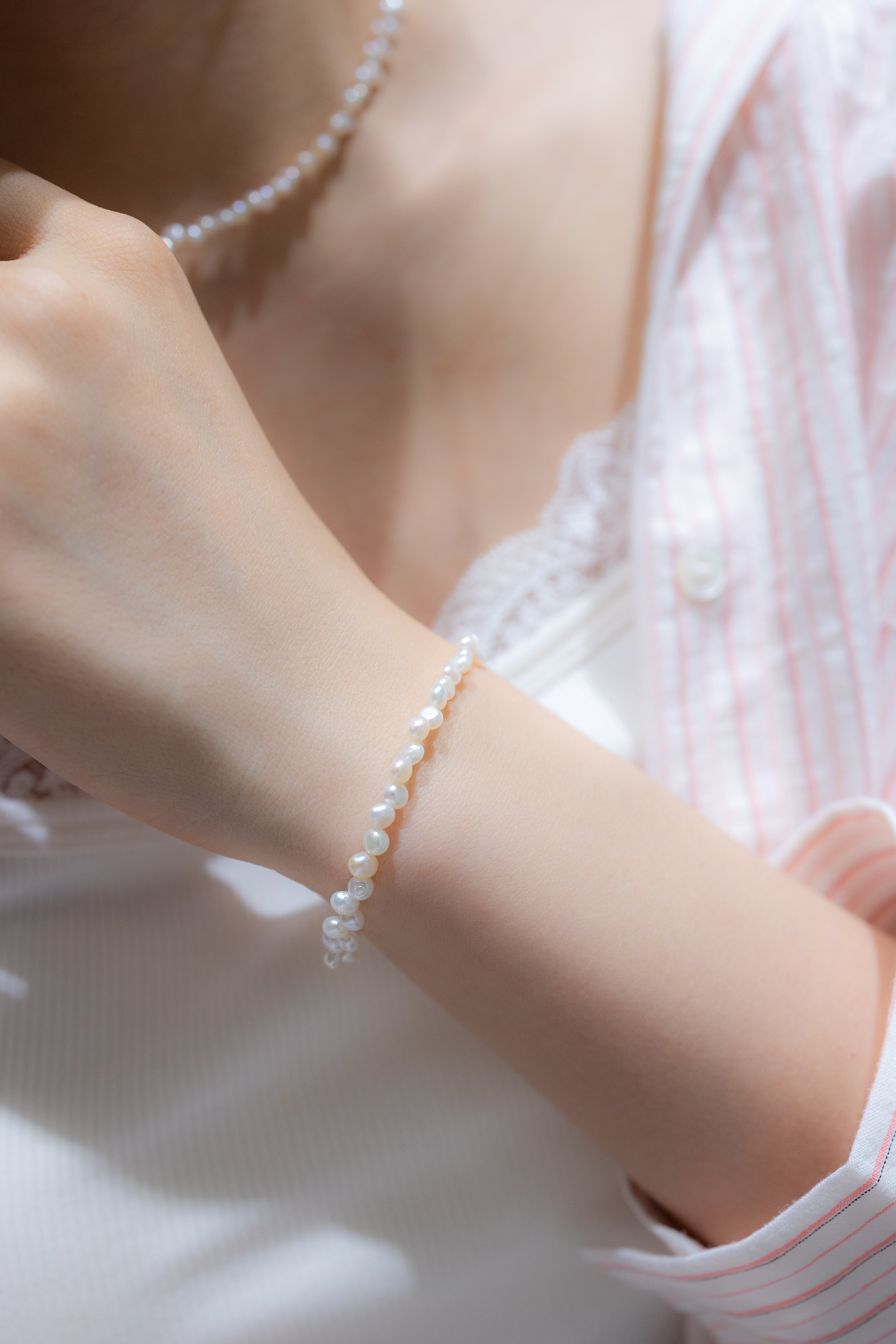 RAIN DROPS SILVER BRACELET - PEARLS
